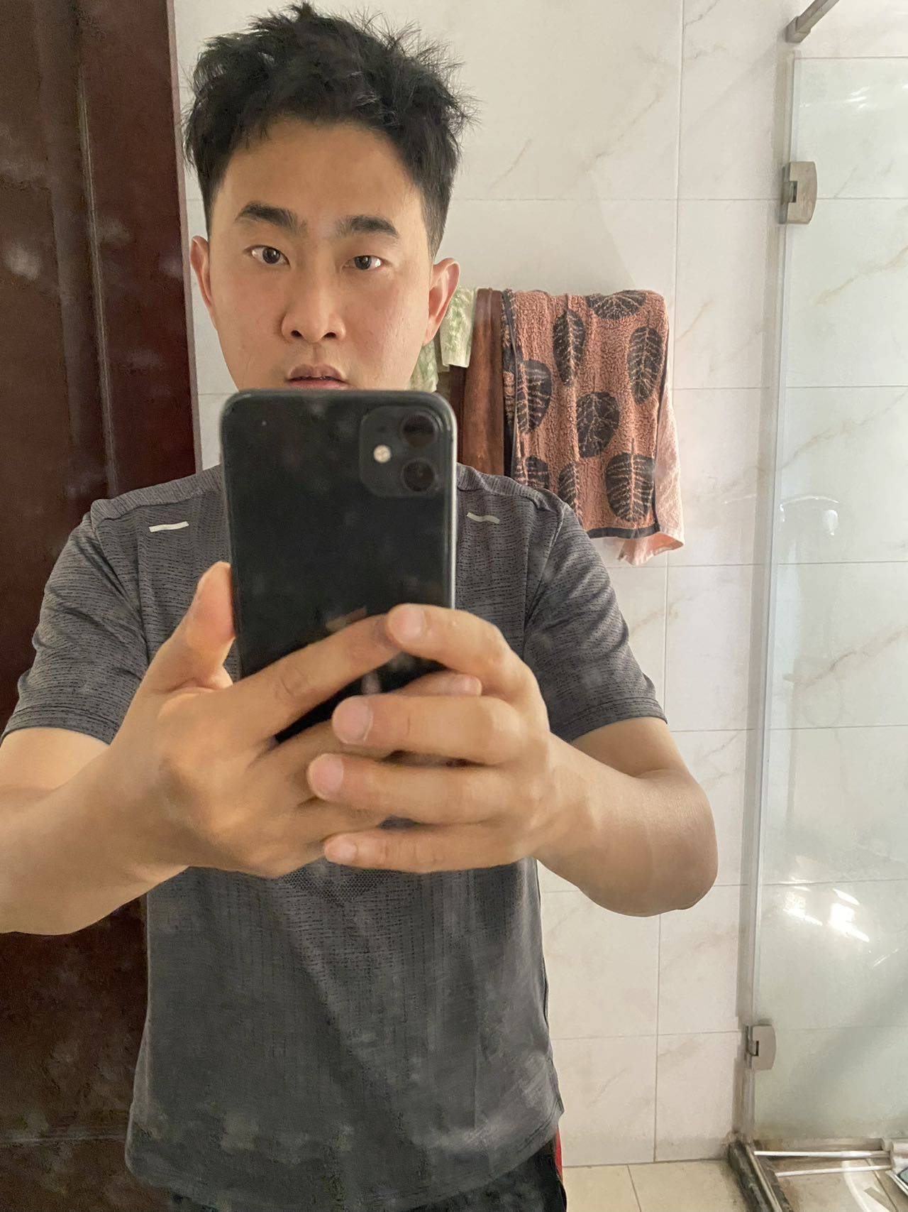 重光立交次卧出租找个室友 本人男 限男生