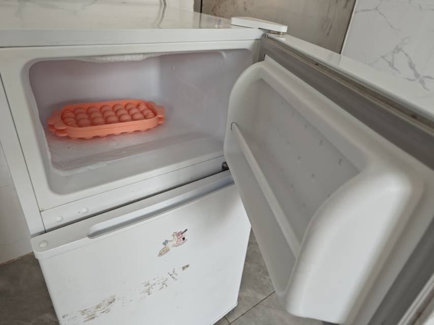 用了4年的冰箱，没坏过，噪音小_2