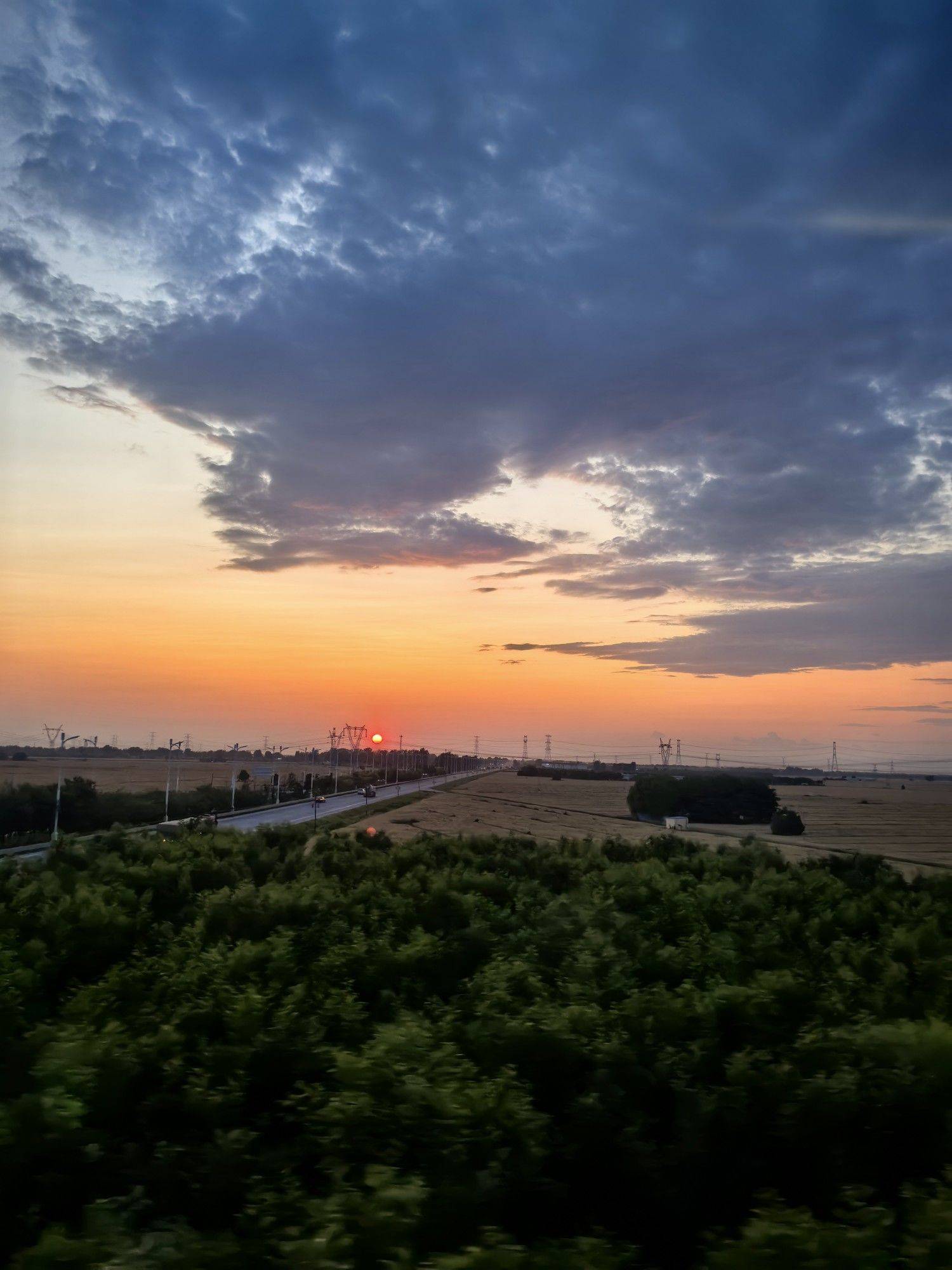 贩卖天空的晚霞