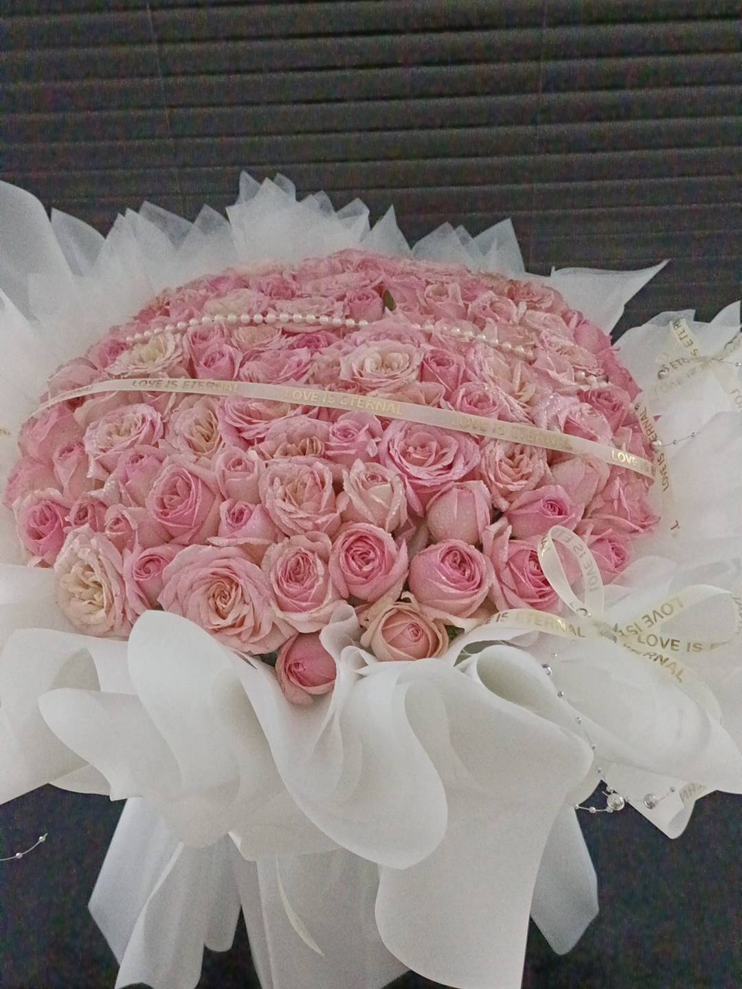 99多粉玫瑰🌹🌹🌹