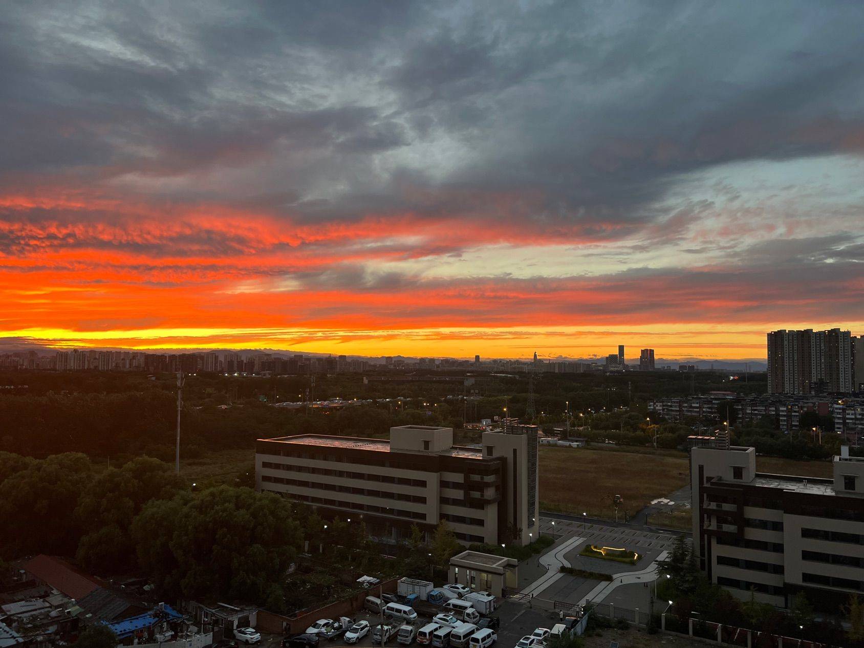 《窗里的落日浪漫》_1