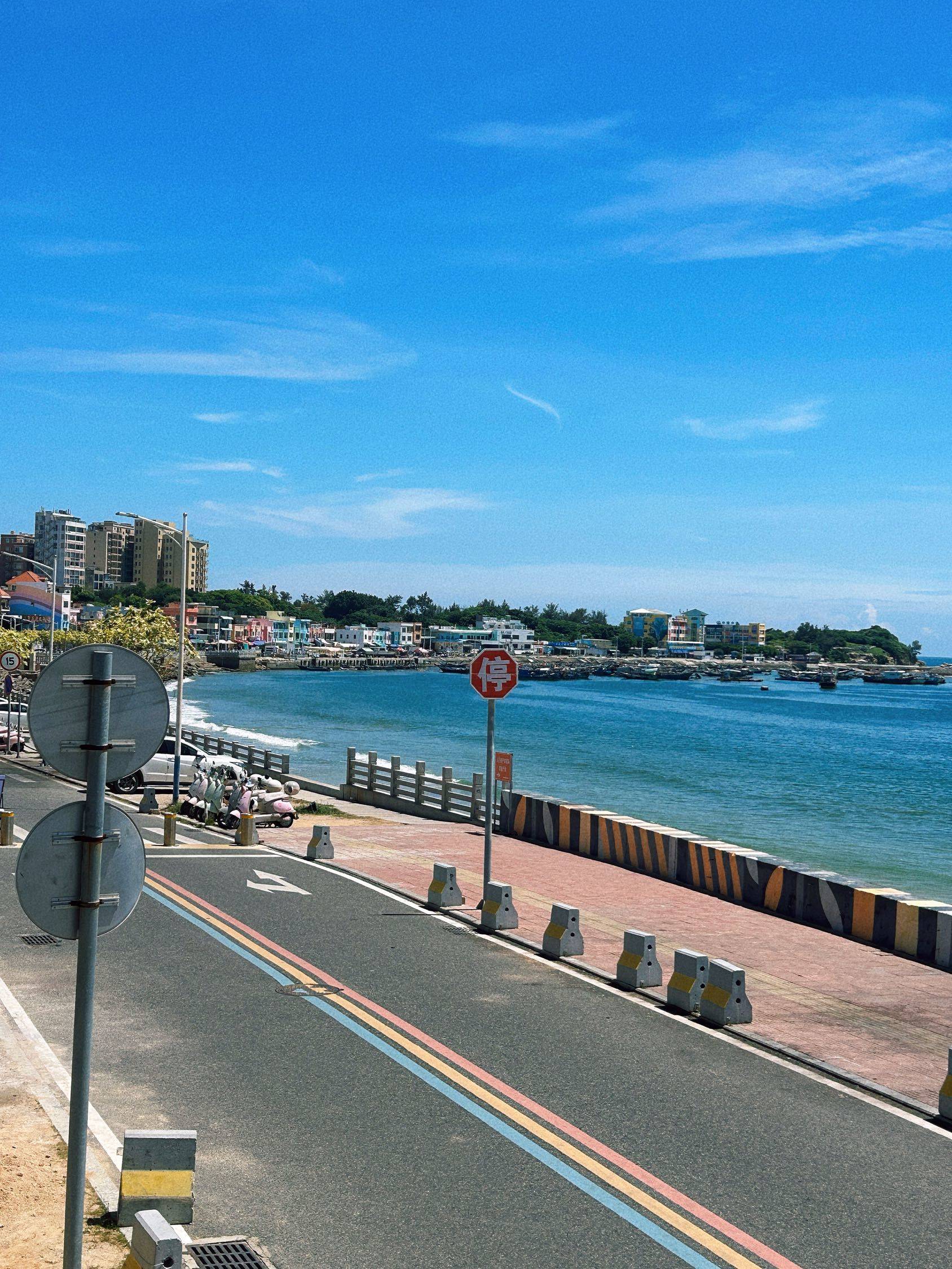 兄弟姐妹们，看海lo 享受当下  海_2