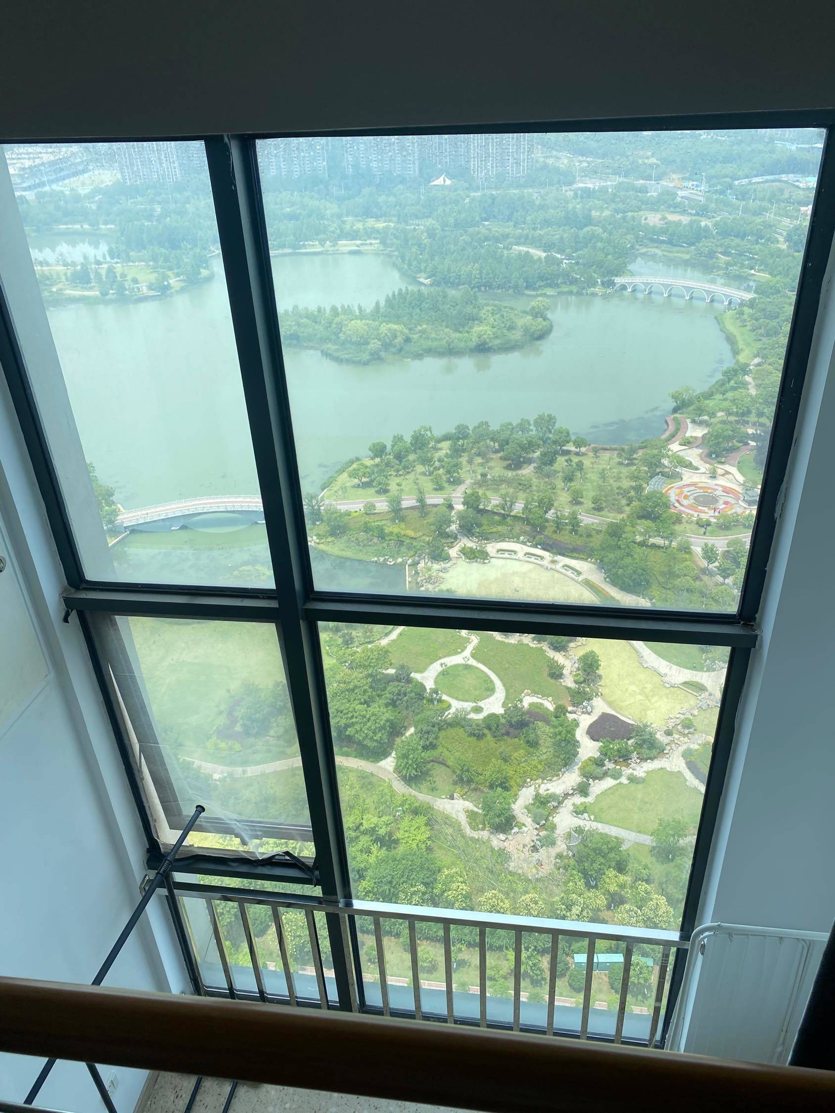 秋季南京绝美湖景房 房东直租