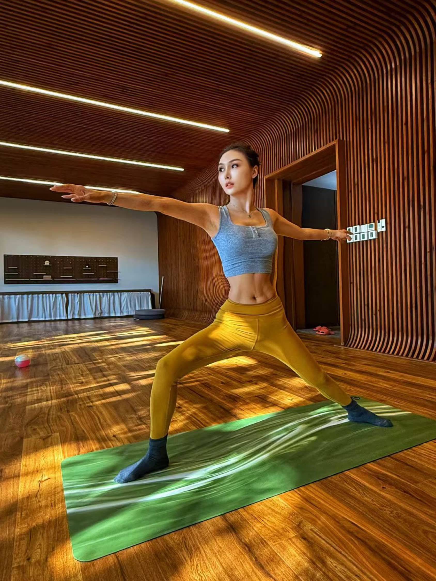 Looking for a roommate in SKP area