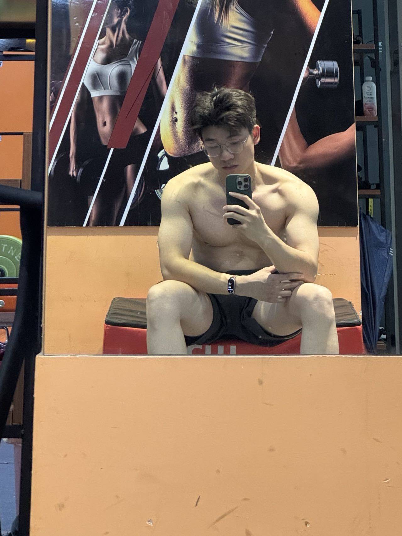 又来找室友啦_2