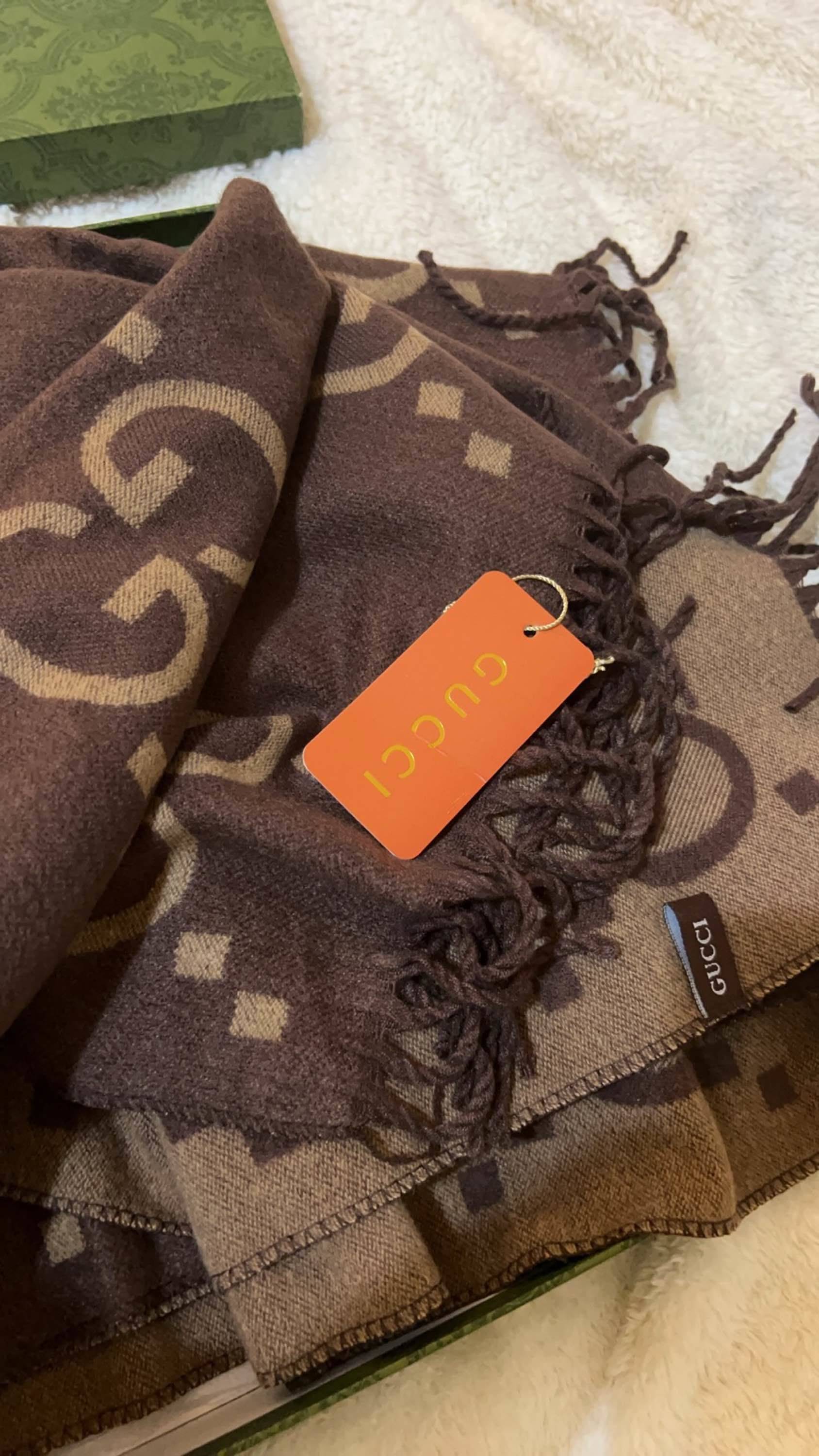 Gucci古驰全新正品双面羊绒围巾_1