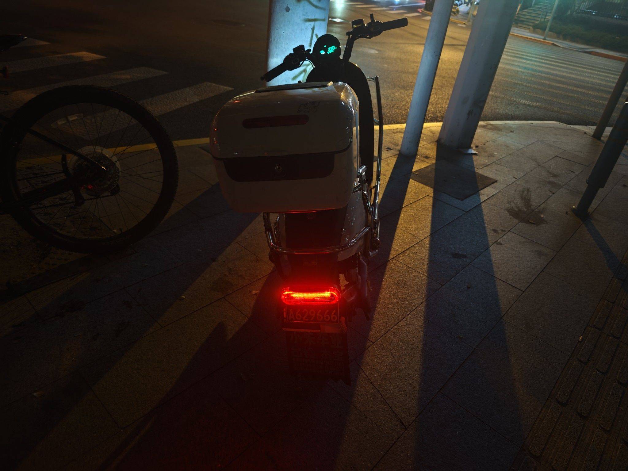 出售一辆电动车,An electric bicycle_3