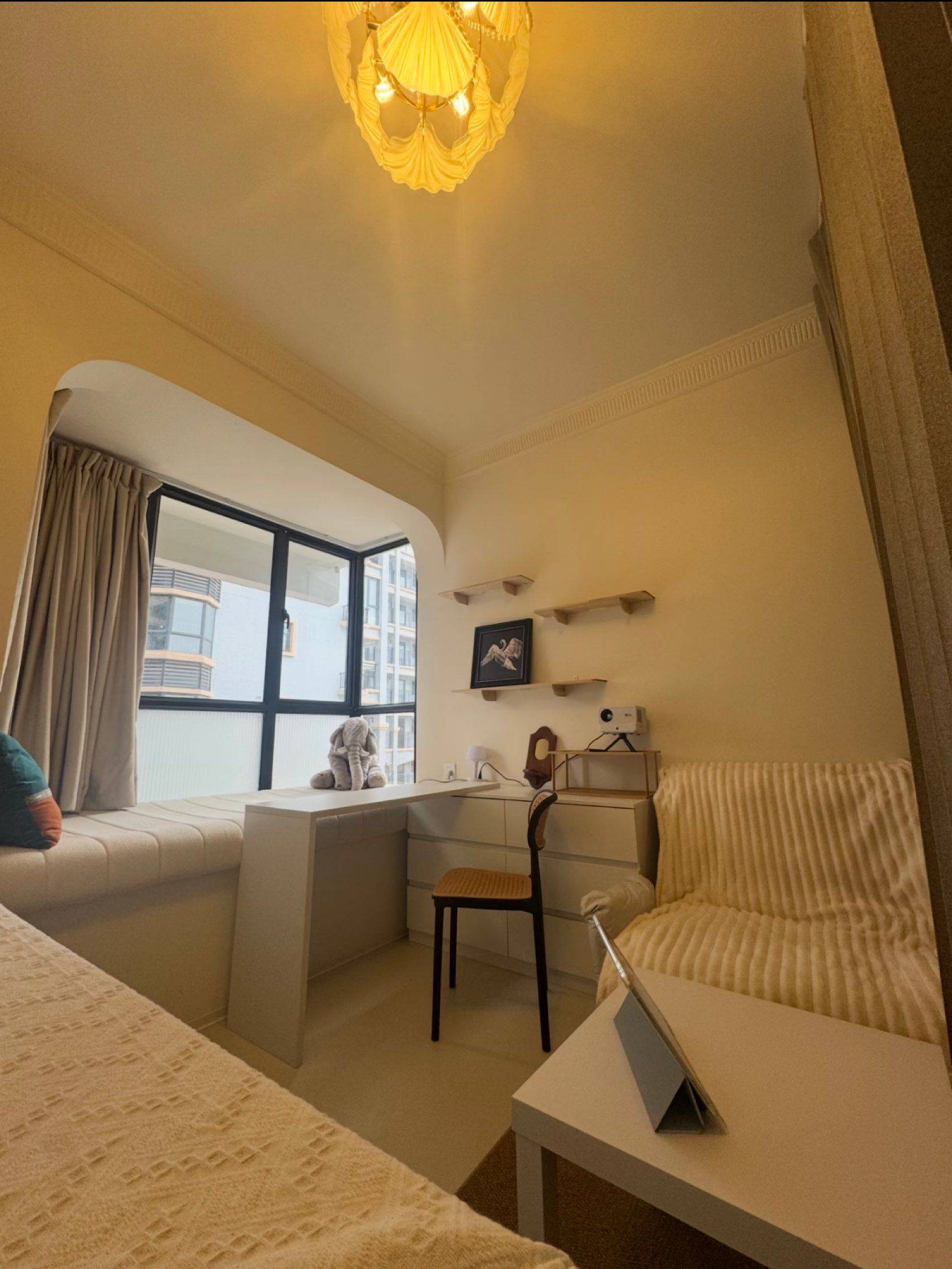 次卧找女室友_1