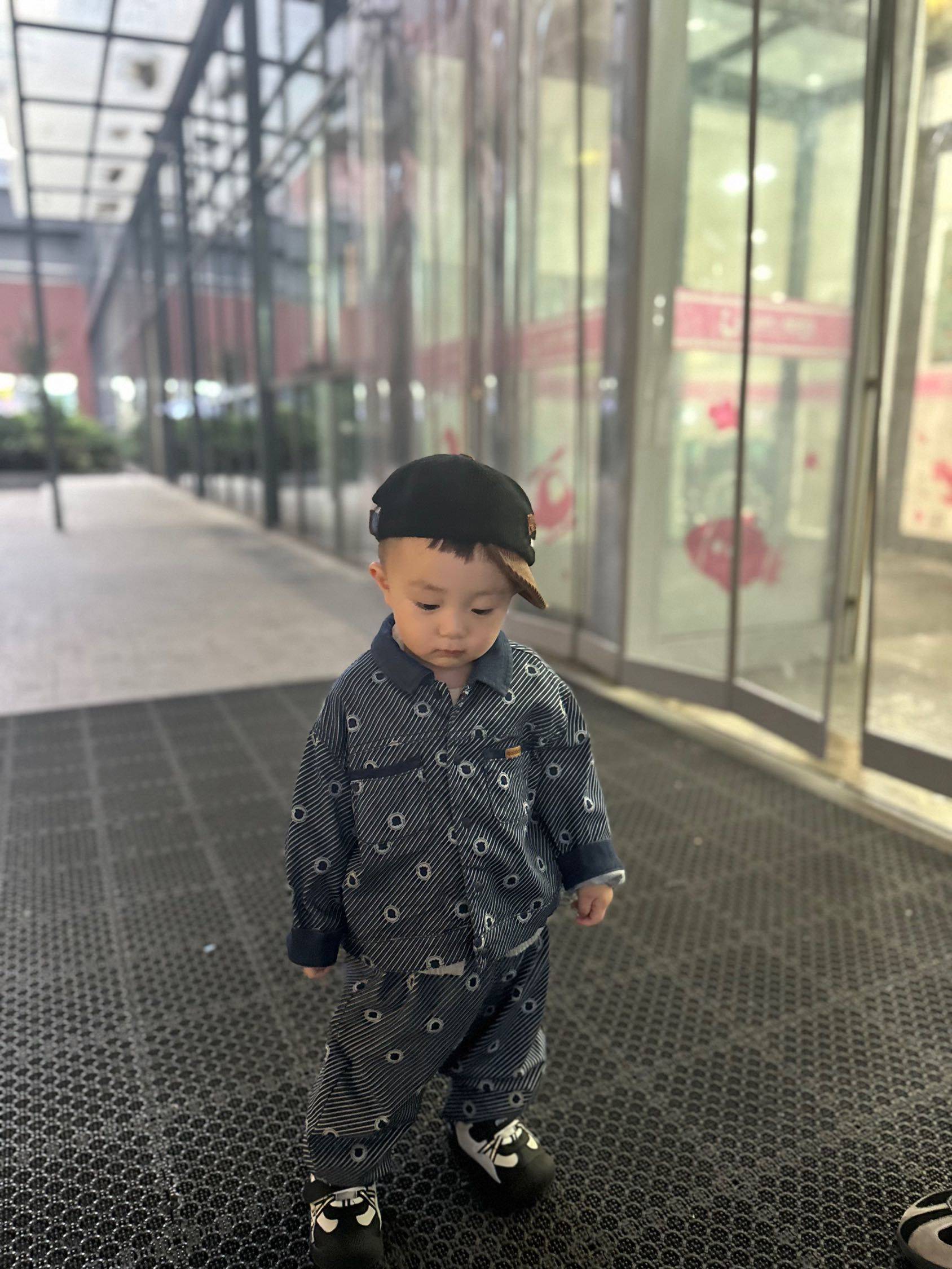 小小房东招租客姐姐～_1