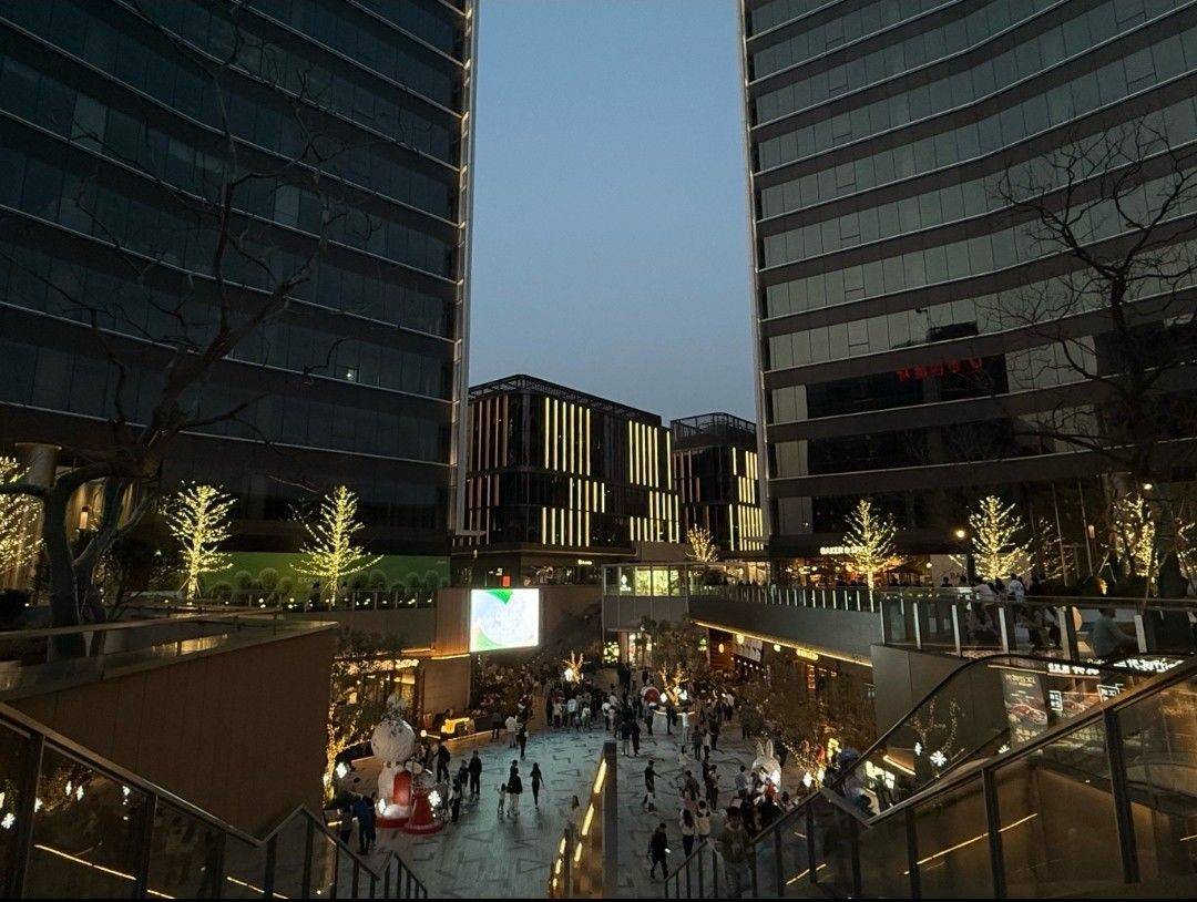 上海浦东世博天地，这里打卡不错，风景，美_1