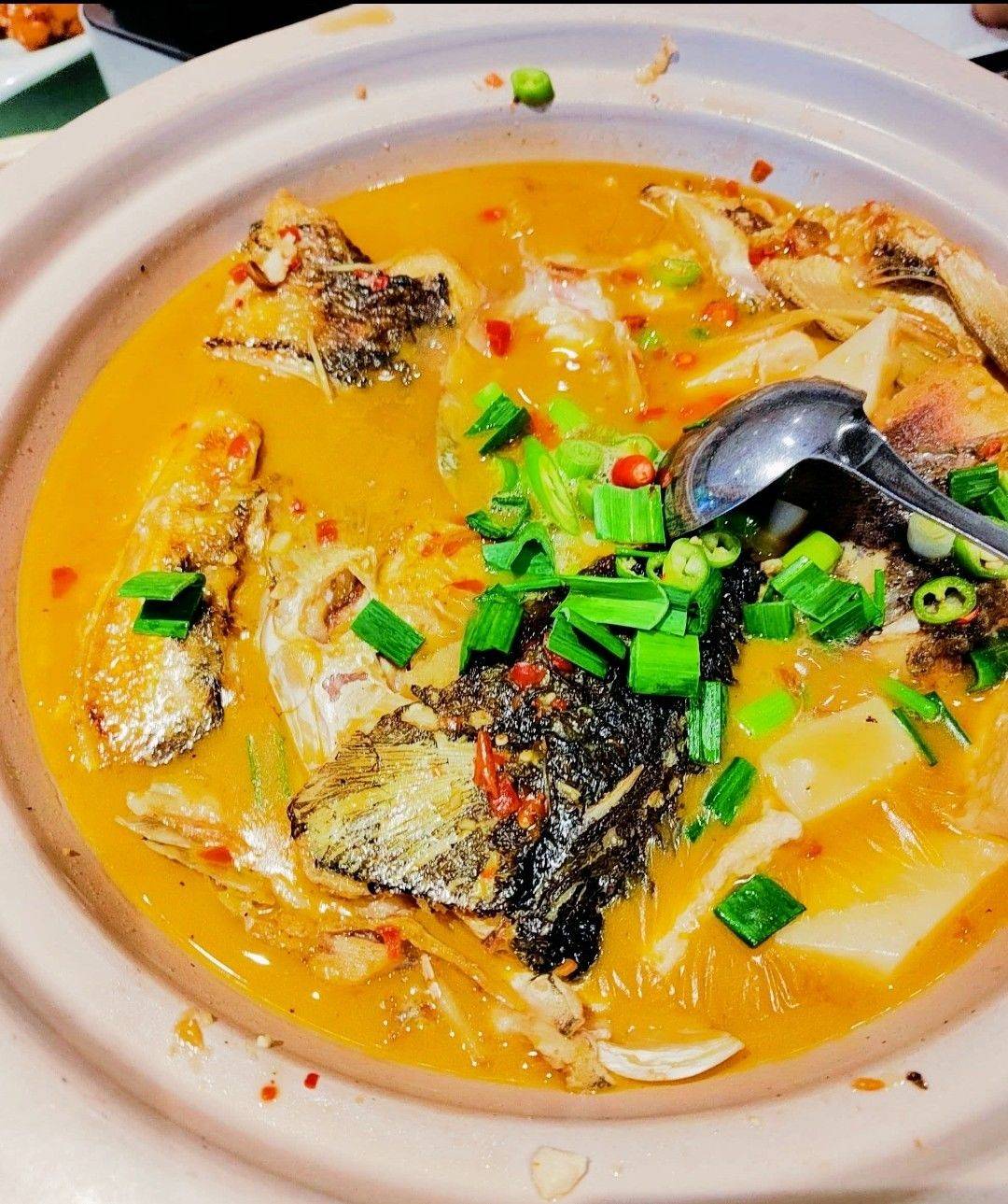 松江地区很有烟火气息的饭店，主打本地菜。_4