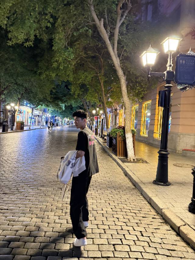 南京西路附近找室友找房源