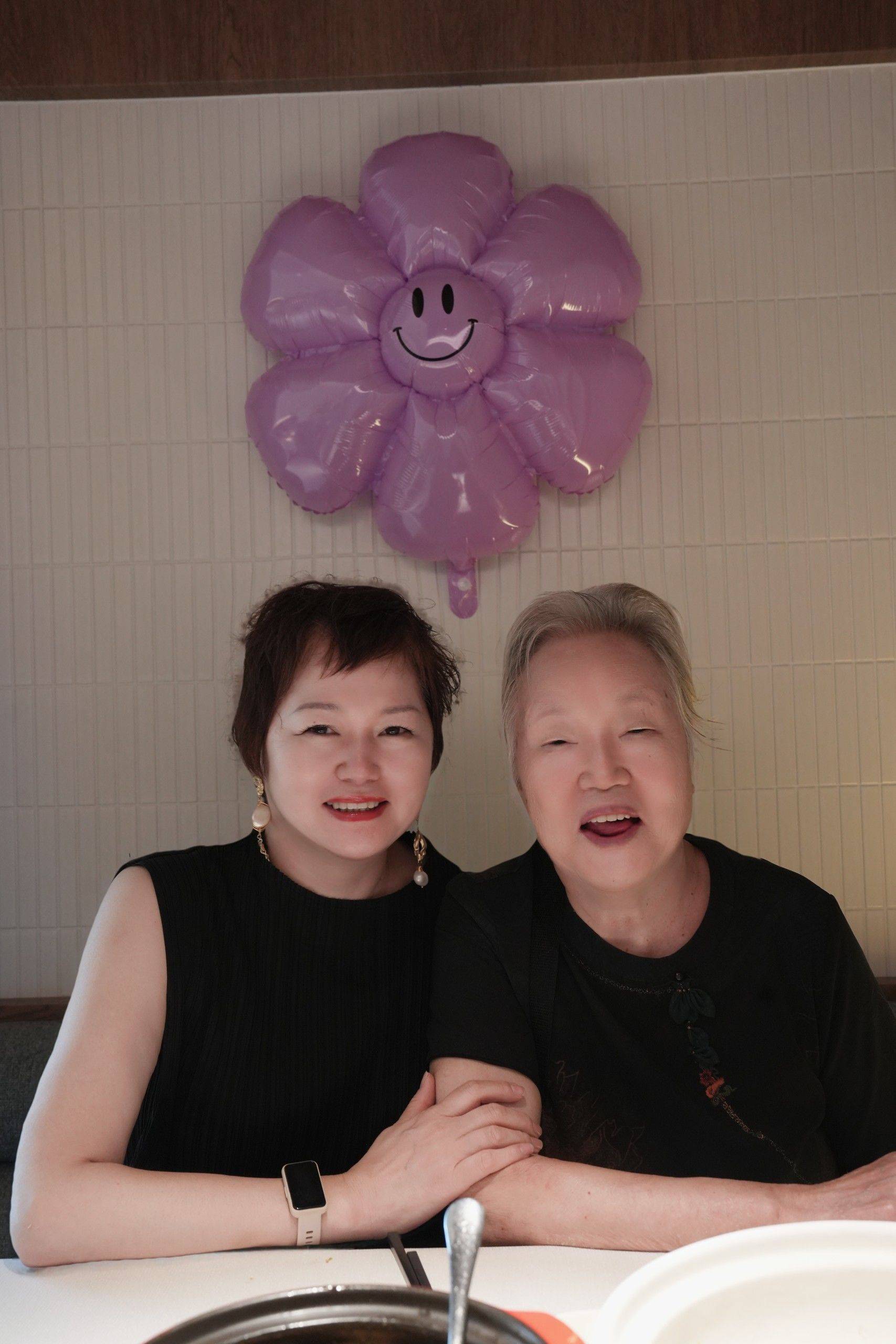 最幸福的事情，是跟老妈一起吃饭！