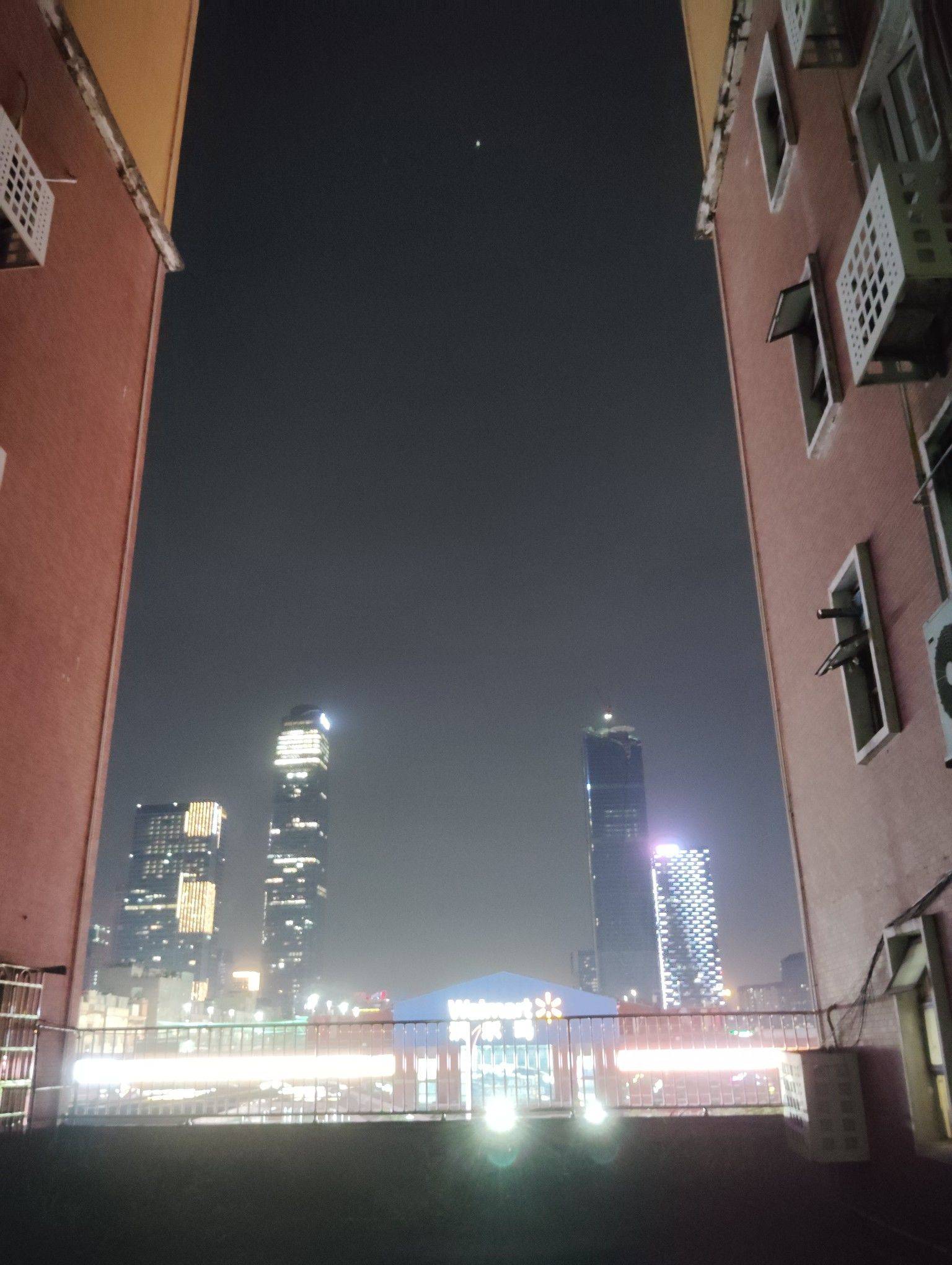 科韵路地铁口的小区，你来了，就是家人。_1