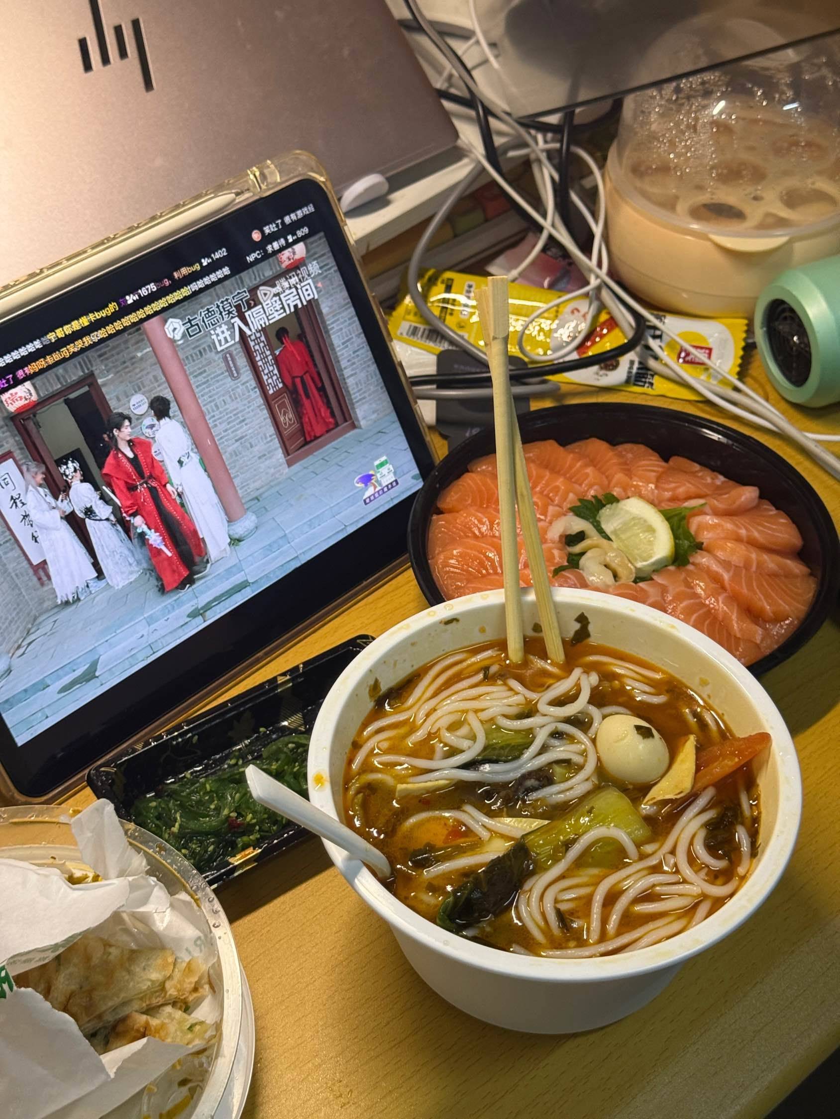 🥳圣诞节一人食的仪式感，宅家也好幸福！_1