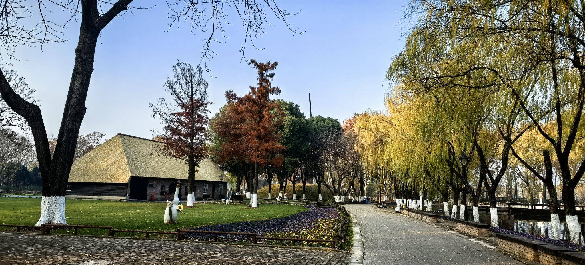 清晨的绿博园_1