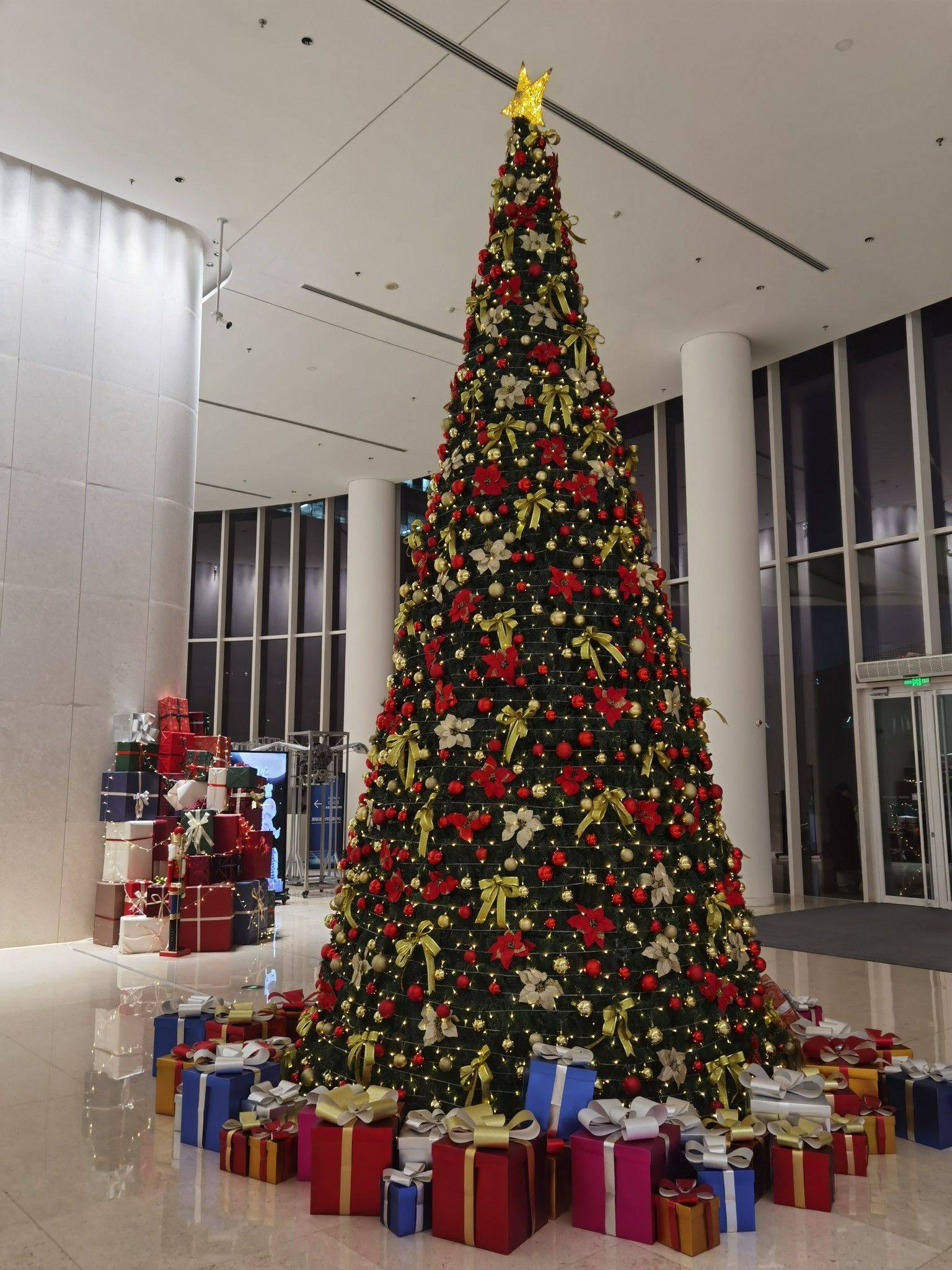 北京国展地铁电梯房，蹲个女室友