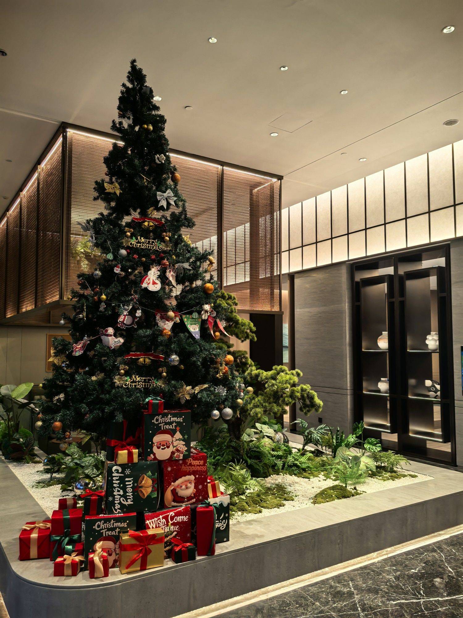 公寓圣诞氛围进行中_2