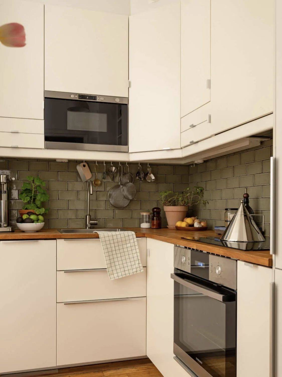 这套35㎡小公寓，户型规划极尽巧思、动线_4