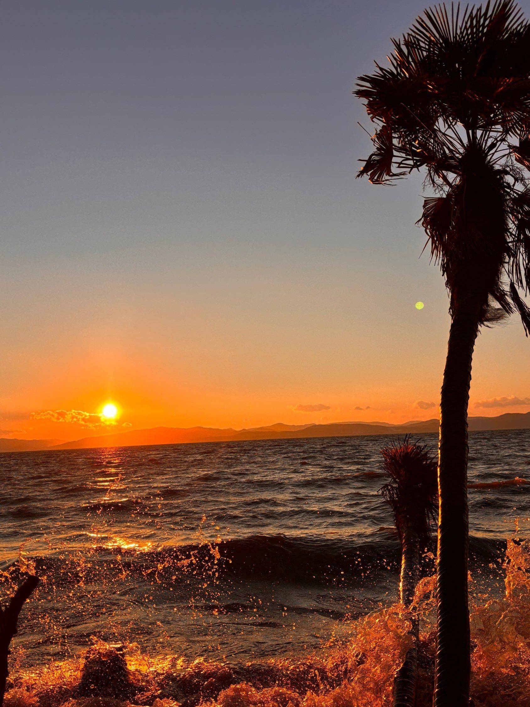 滇池湖畔日落_4