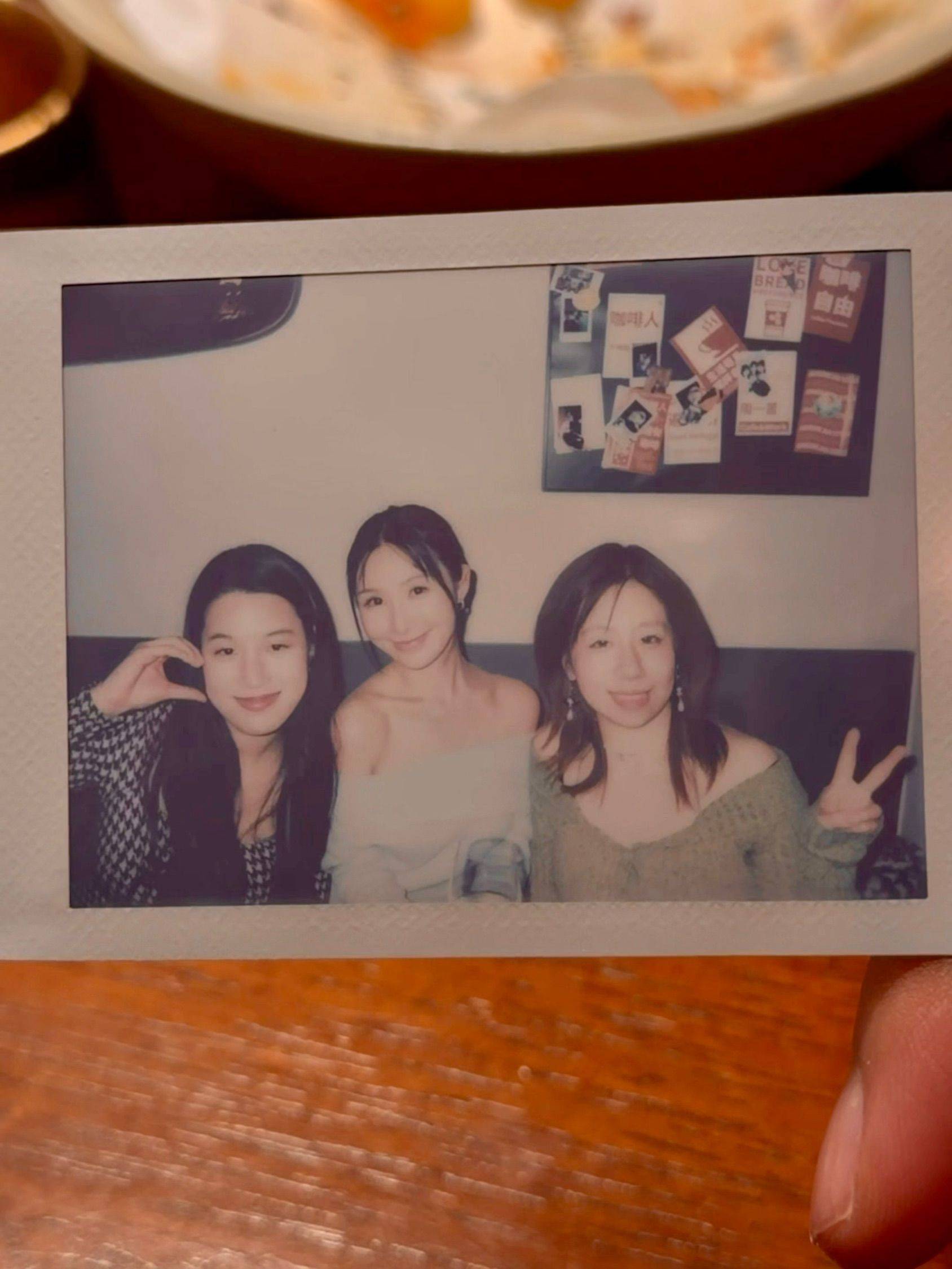 需要找个女室友，有木有人来跟我们合租呀？_1