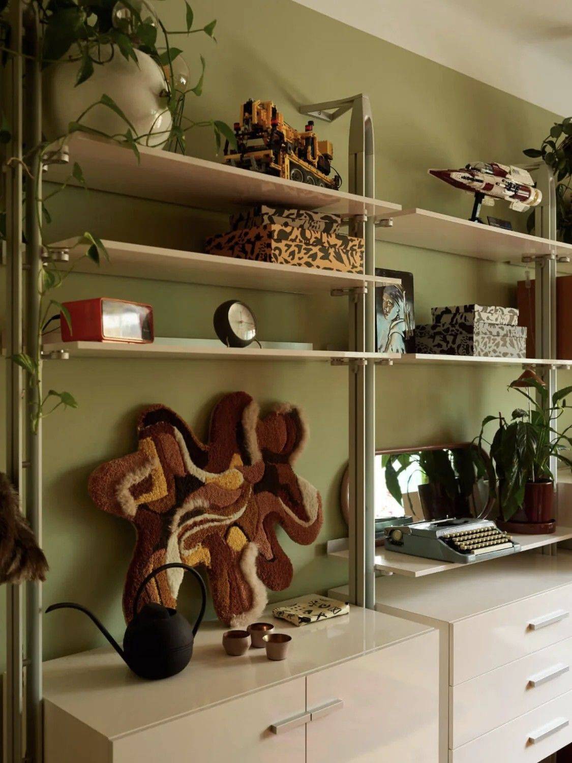 绿色墙面的氛围小家_3