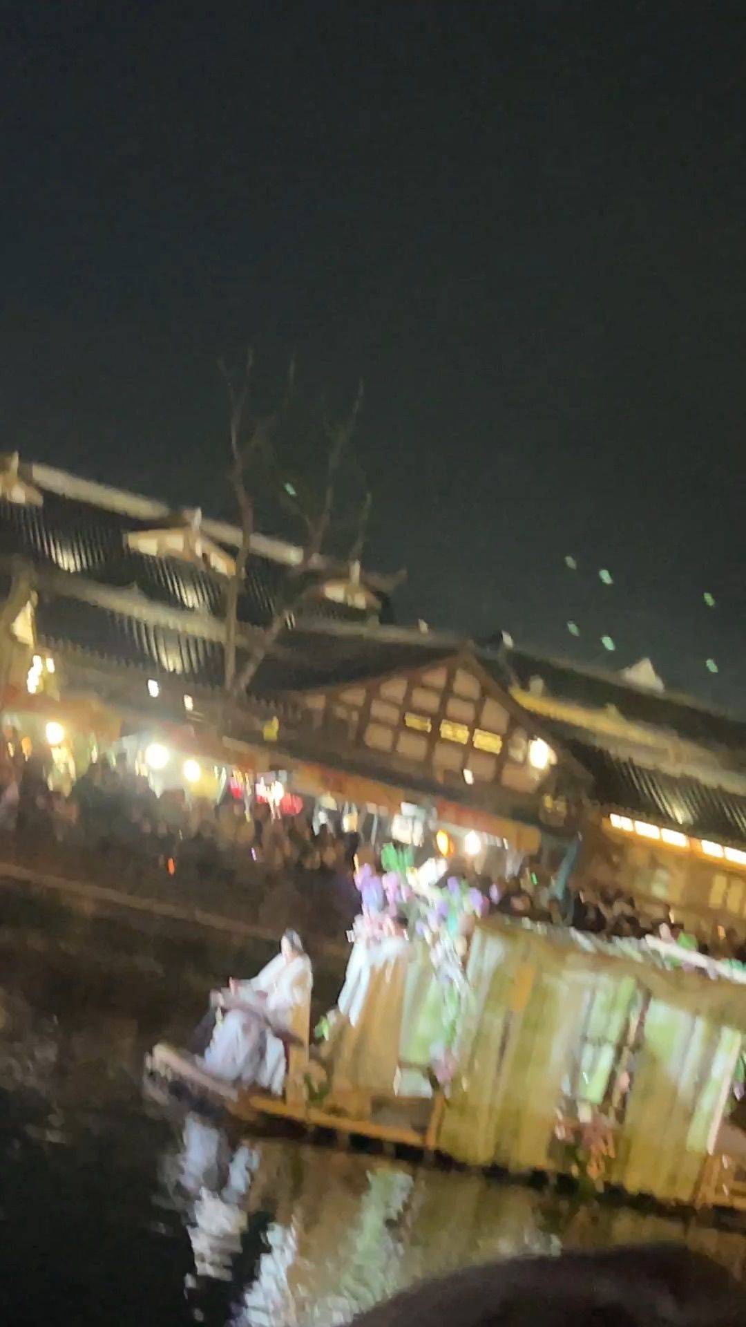 水上花车  古风夜市  热闹一晚 