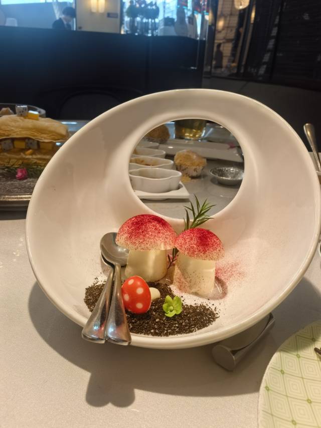 好想每天都像吃了菌子一样开心
