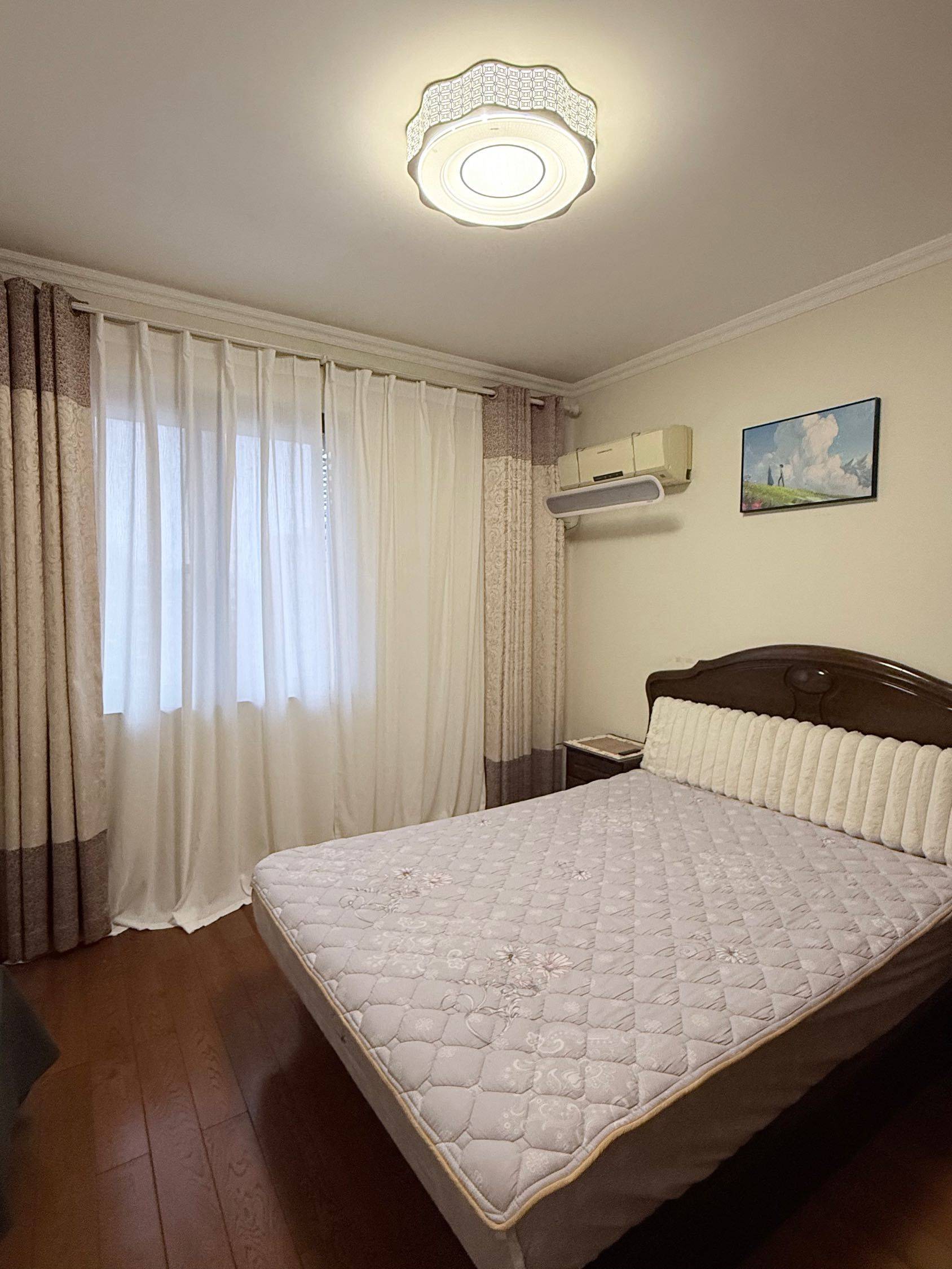 尹山湖找室友啦！_0