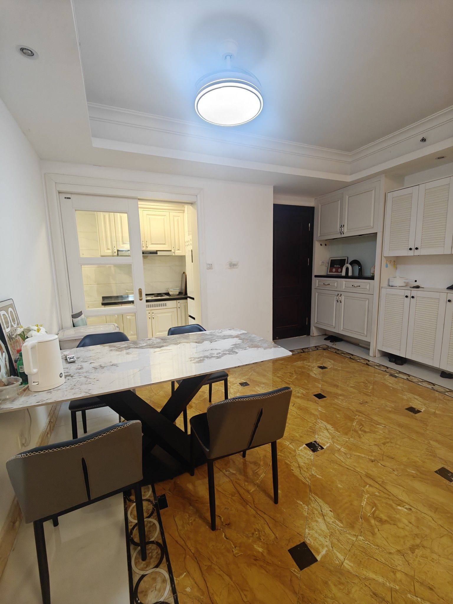 南宁市图书馆附近小区合租找室友，
靠近医