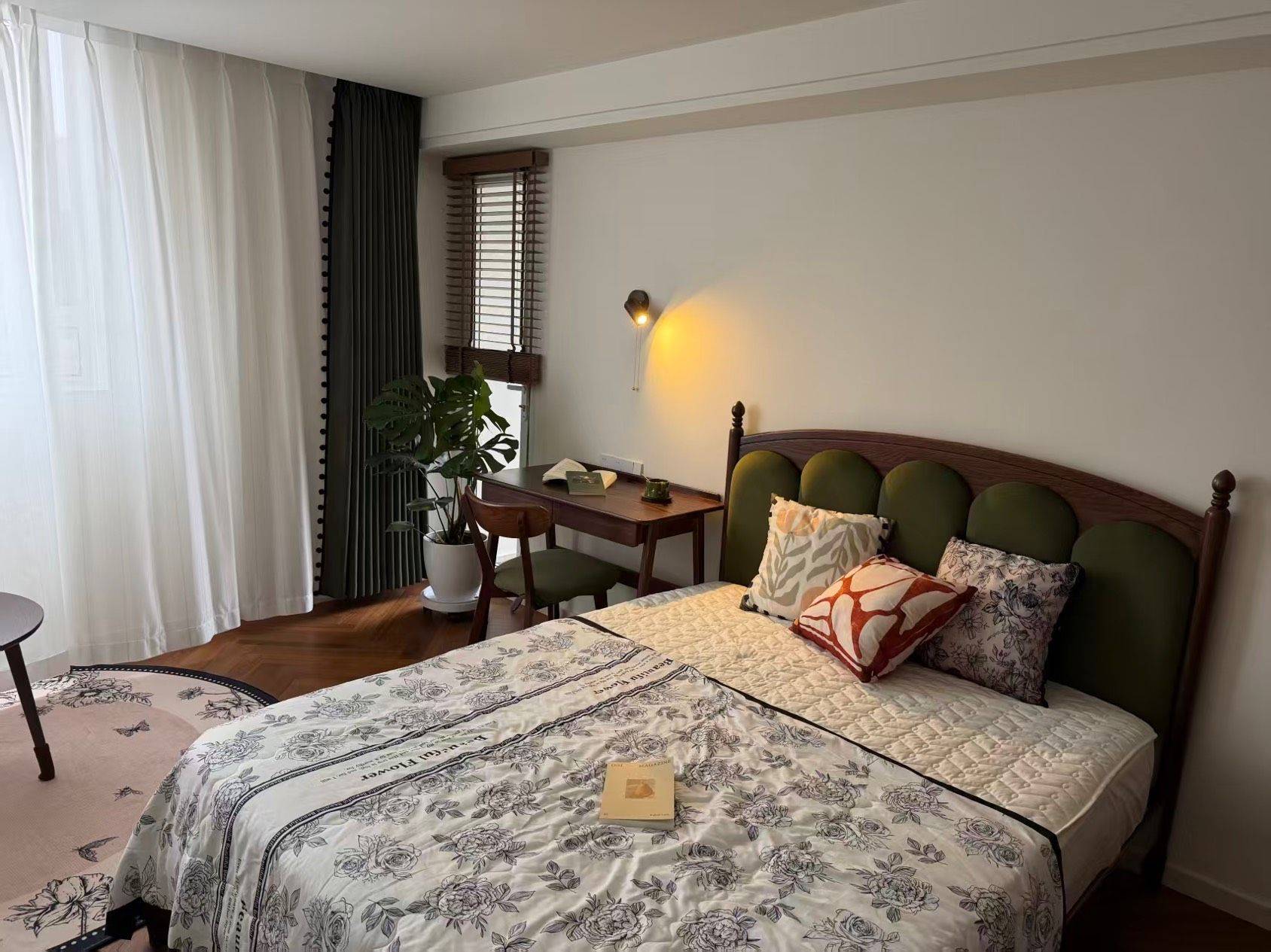 陆家嘴江景一室户_1