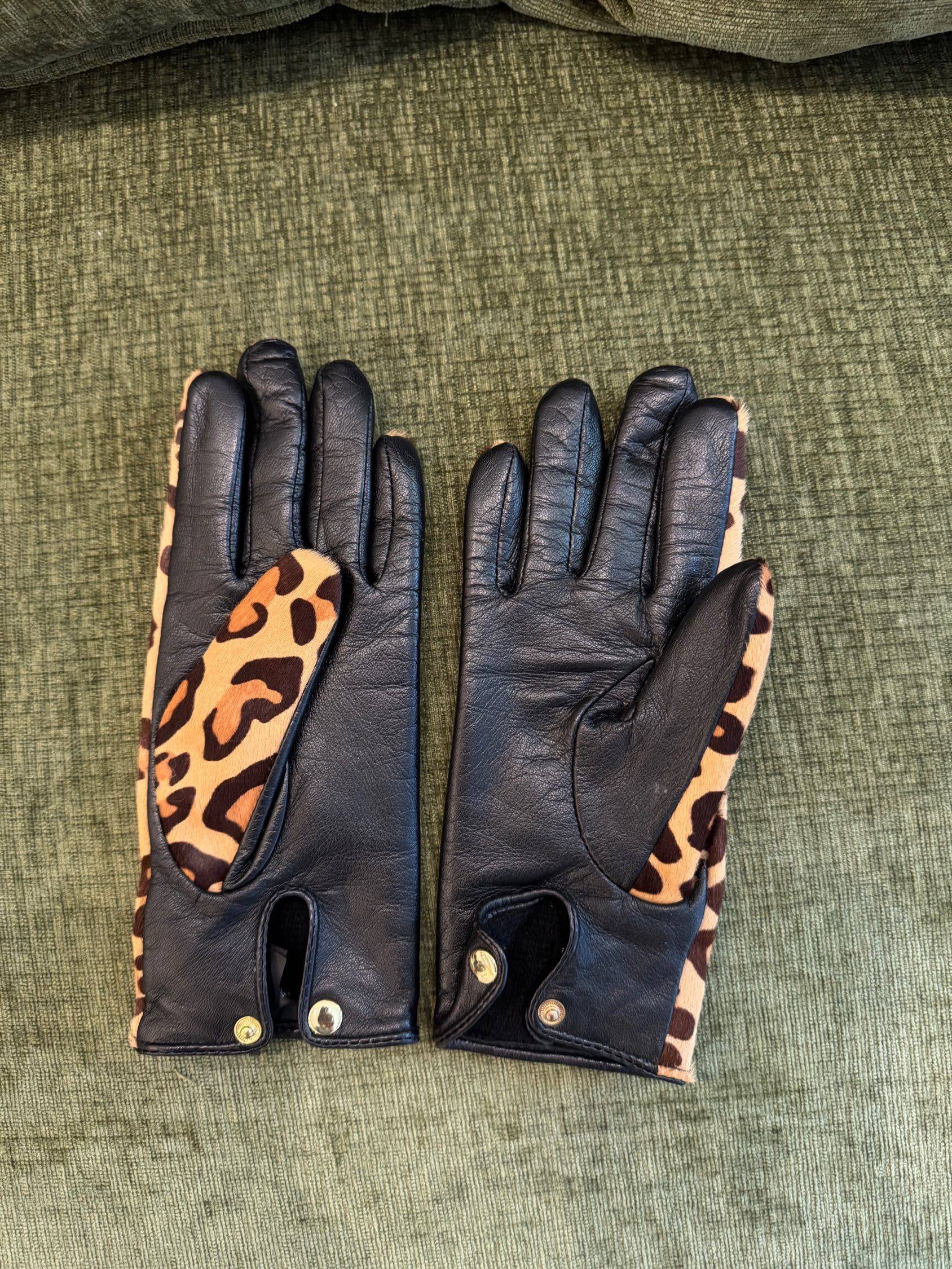 Club Monaco small size leather gloves_1