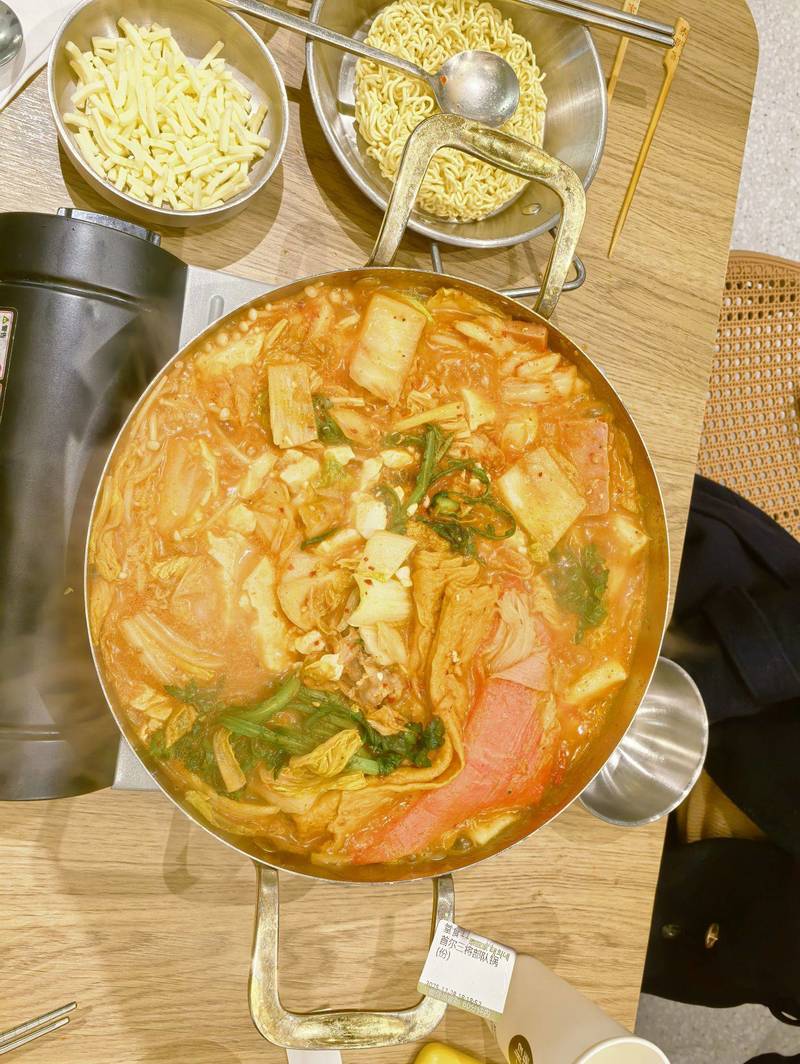 在线蹲一个饭搭子