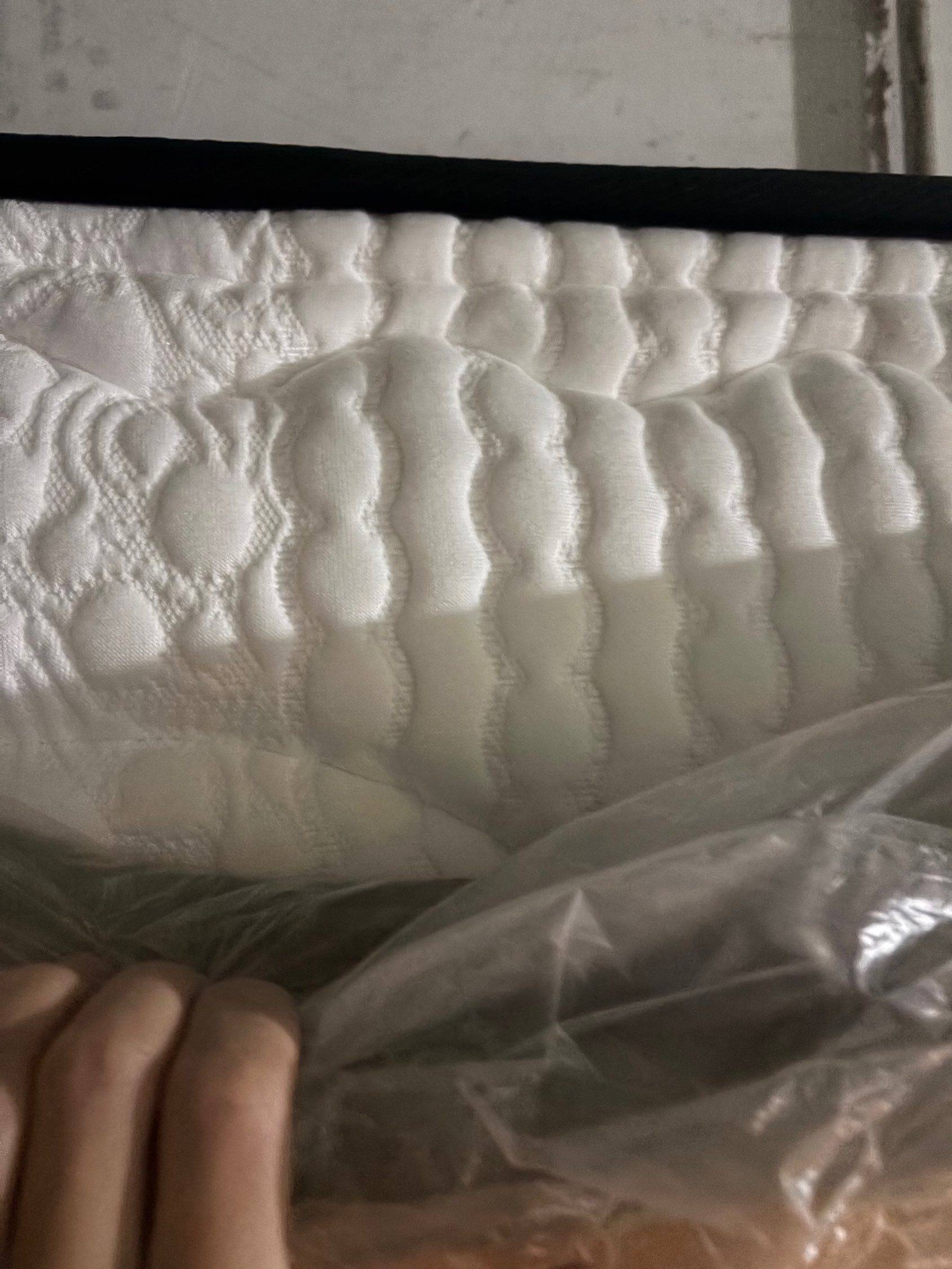 全新席梦思床垫两米乘两米