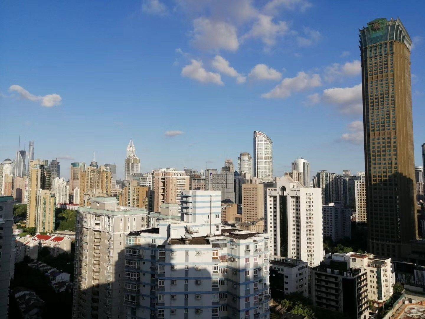 主卧的风景  在线蹲室友  上海合租