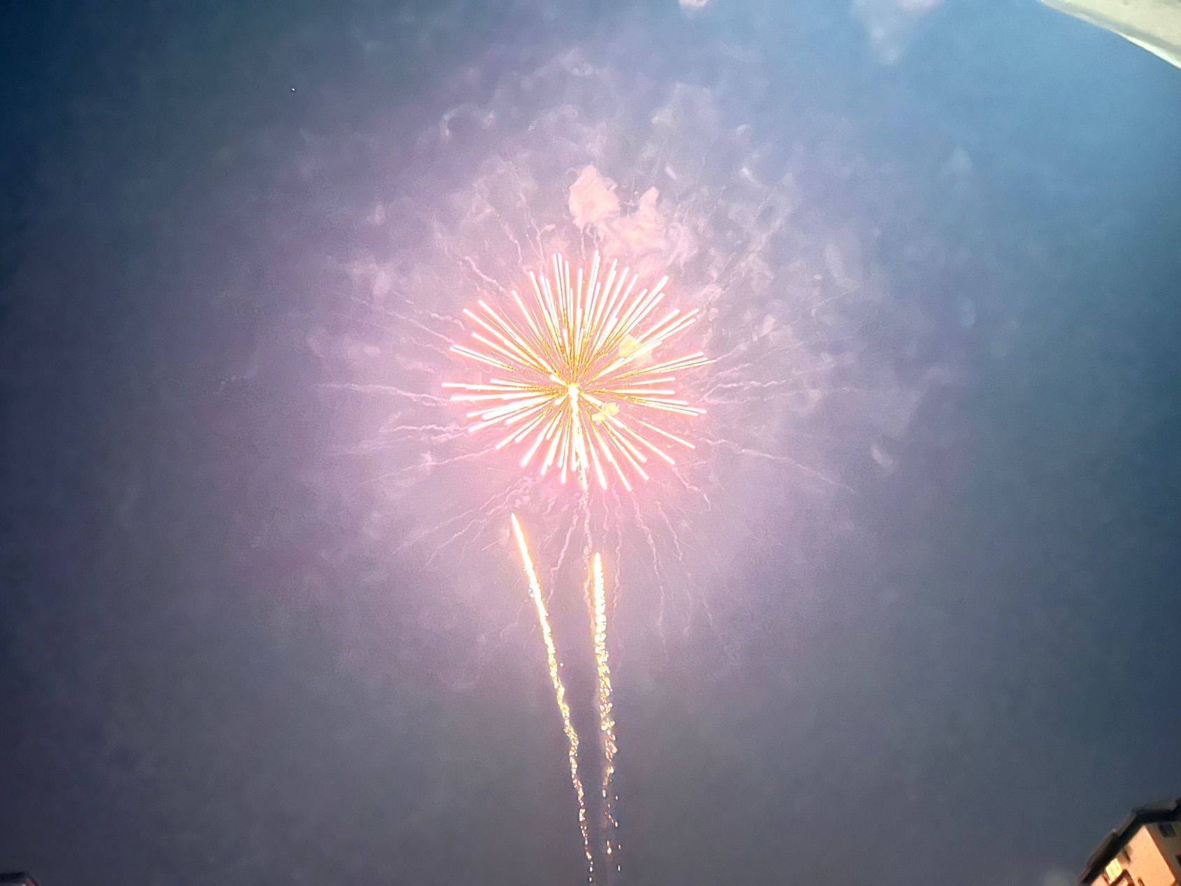 烟花一瞬间的美