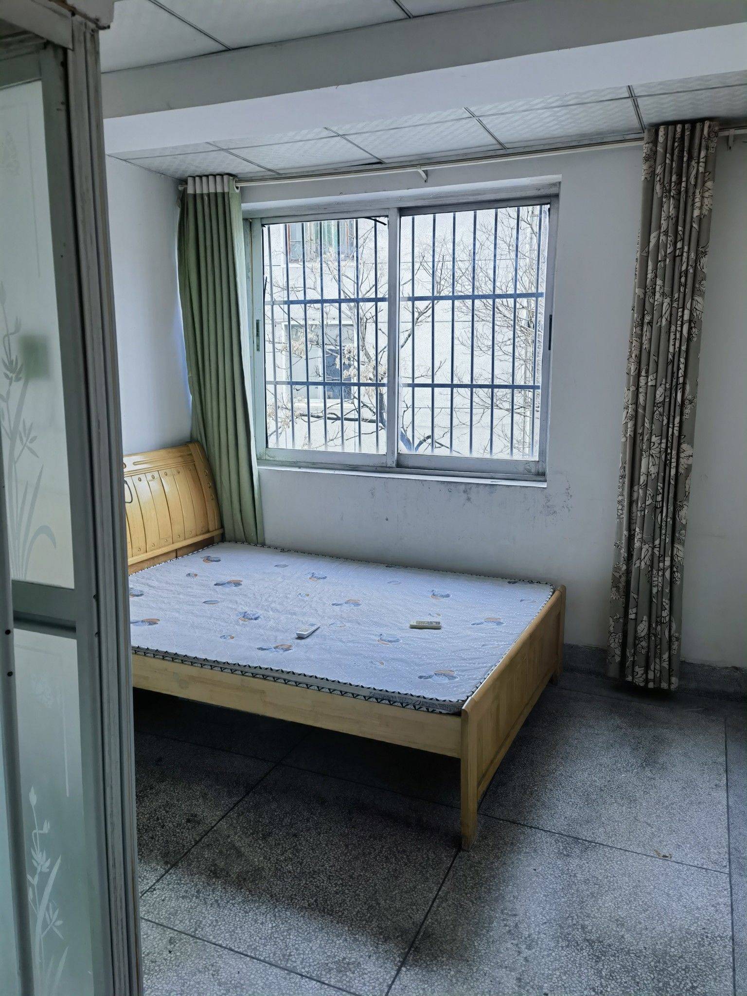 两套特价房间，只要600元， 房间一角_2