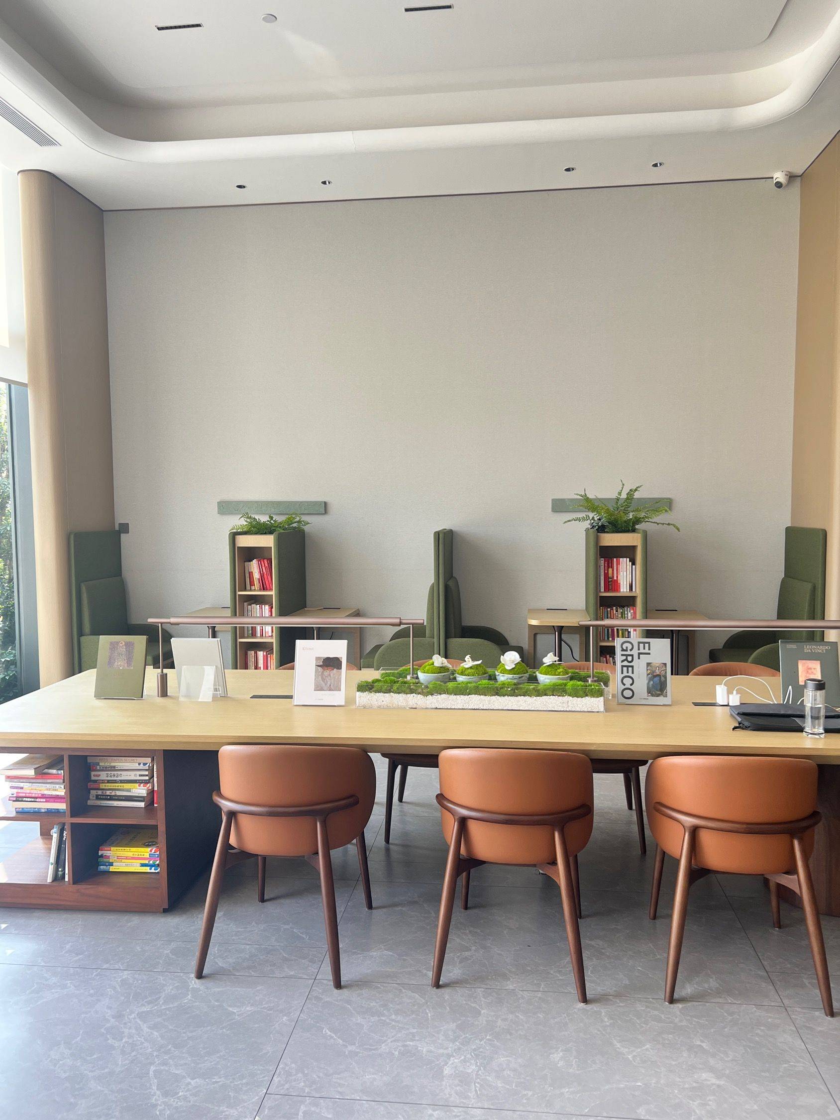 阅读角  书桌前的日常  书香满屋