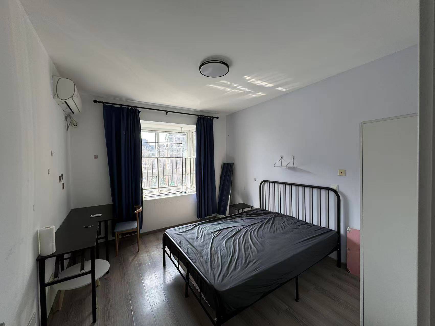 上海1号线宝安公路