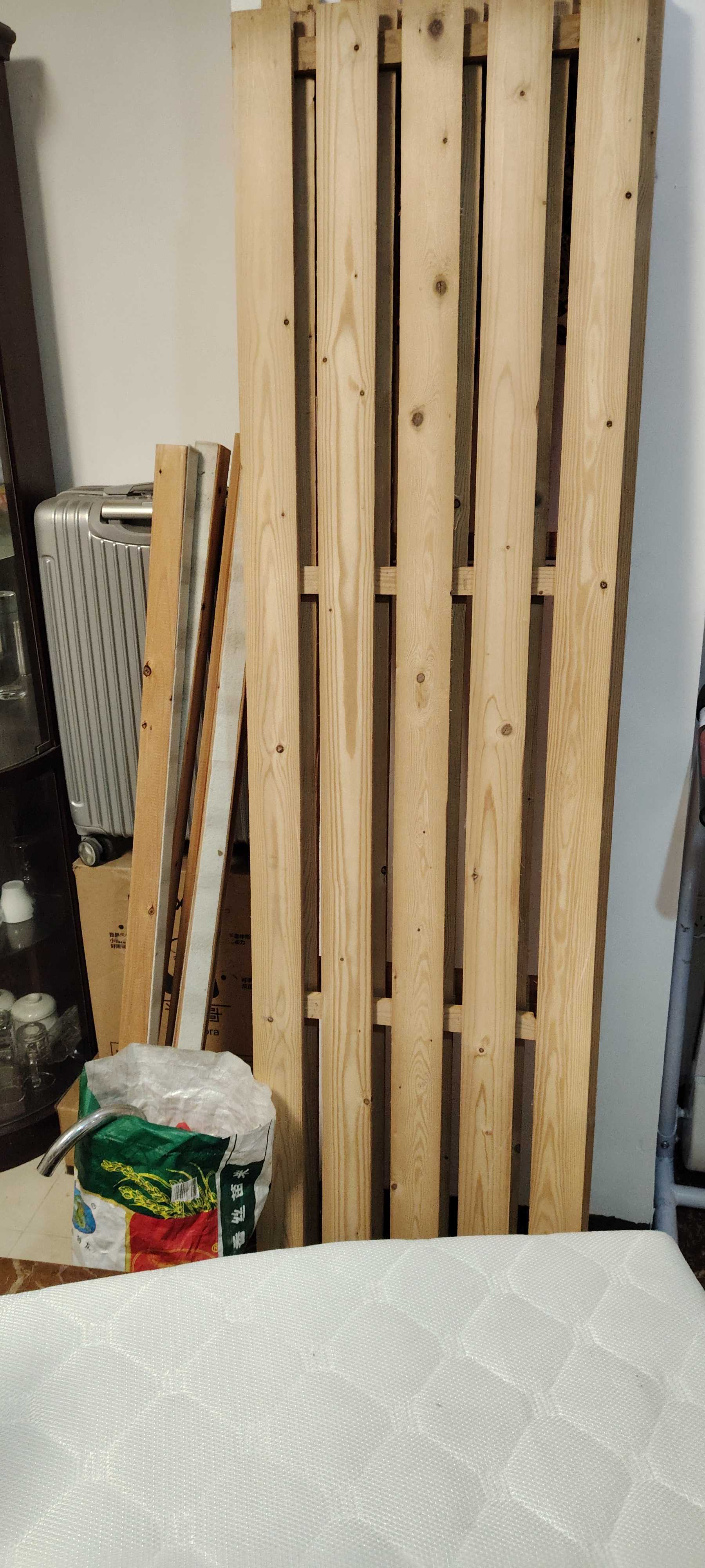 九成新实木床加床垫，需要的抓紧联系 搬_1