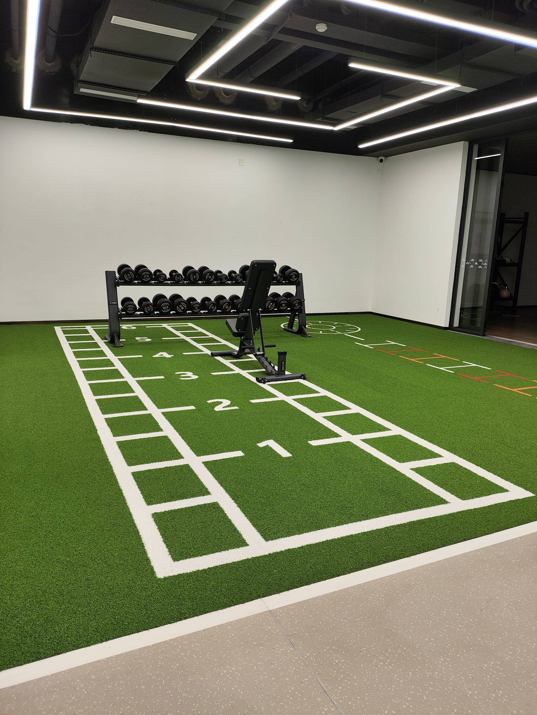 公寓的免费健身房_3