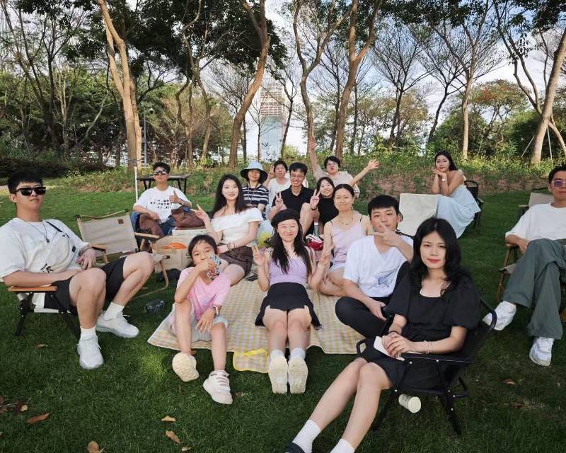 招募·一个年轻人的“老友记”共居社区_2