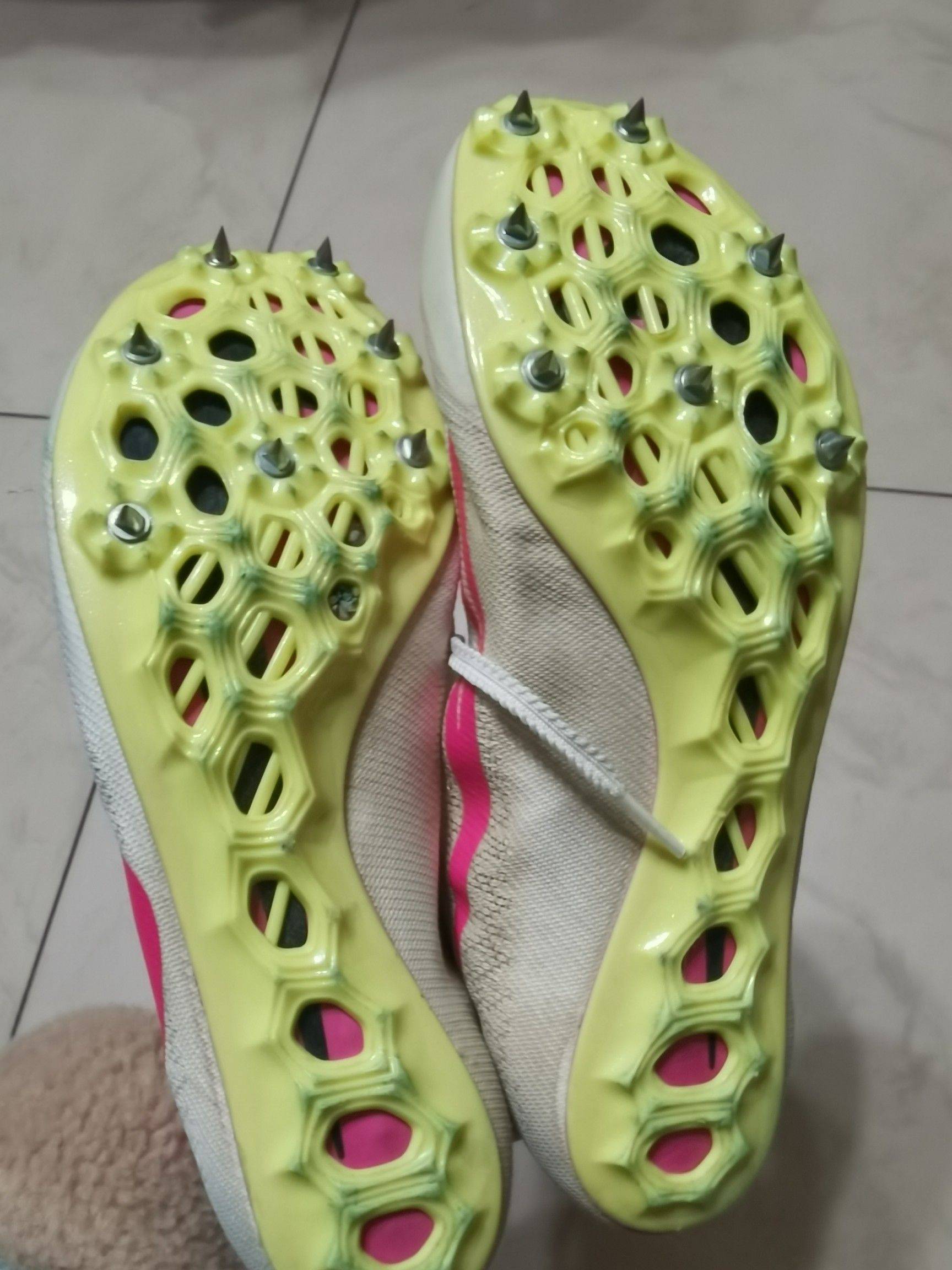 八成新买来穿了两次，小了现便宜出手_2