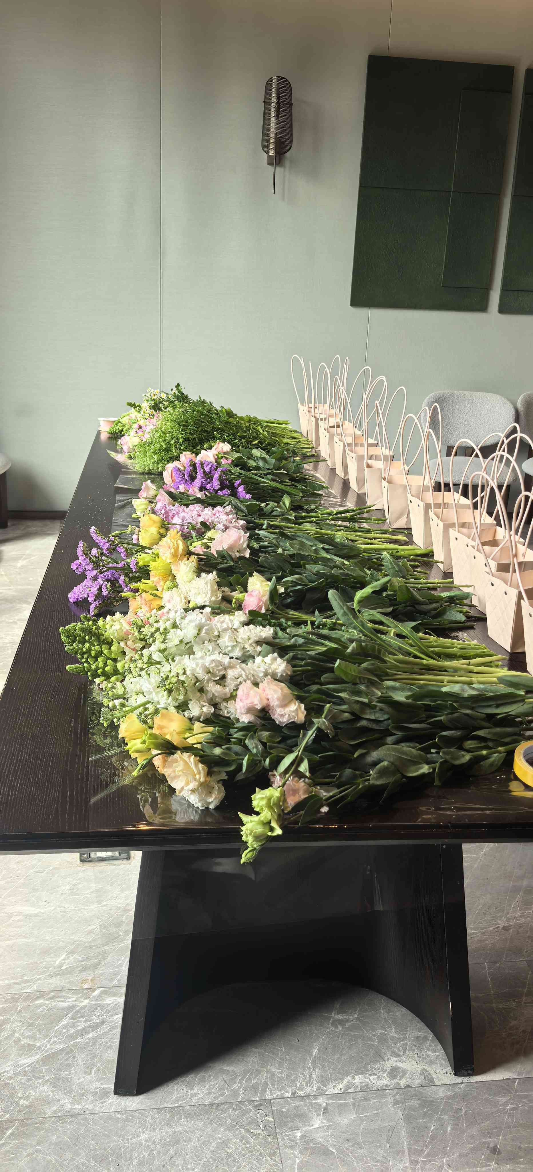  公寓公寓社群活动 鲜花相伴  花