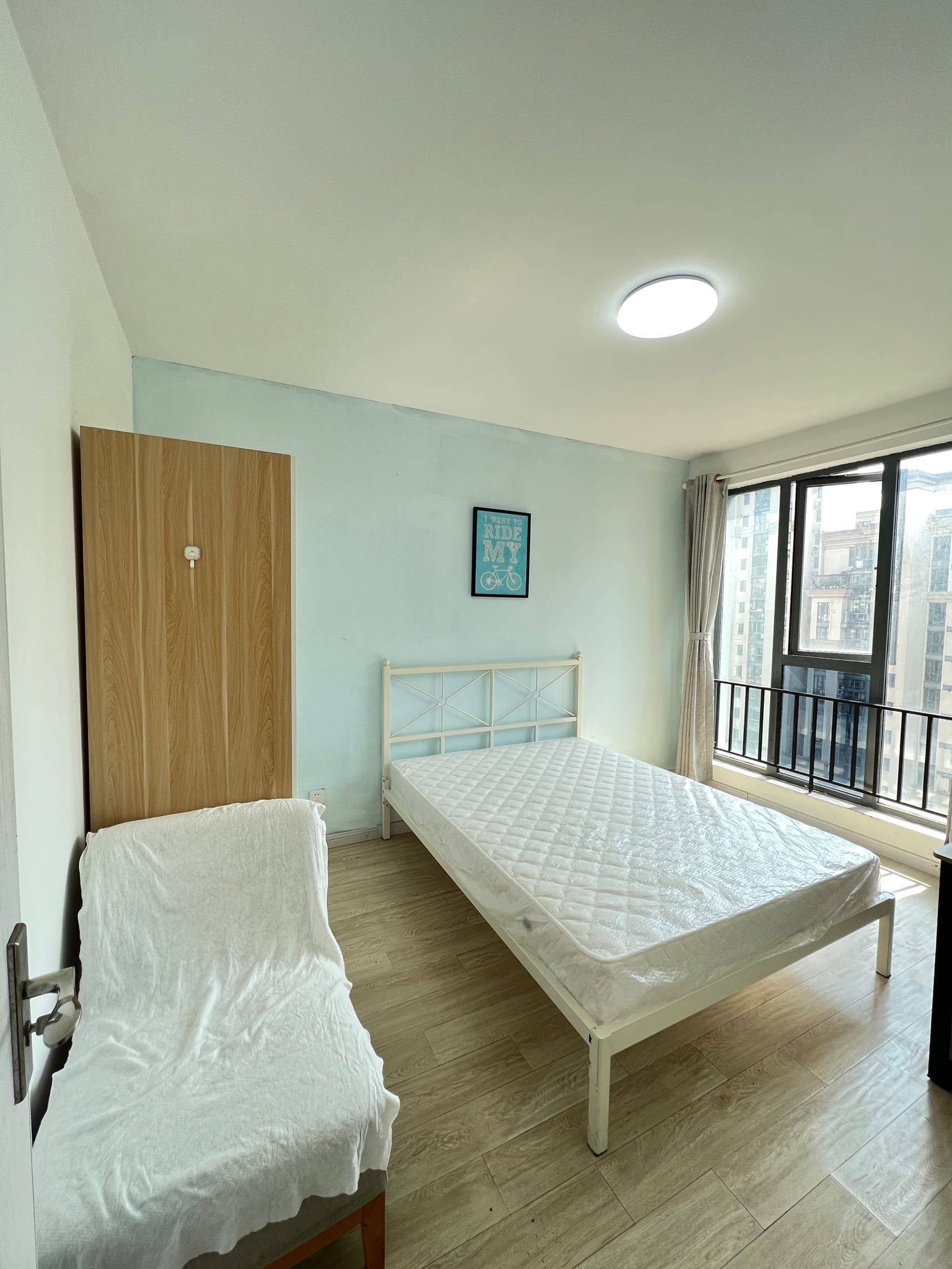 浦东12金京路次卧_1