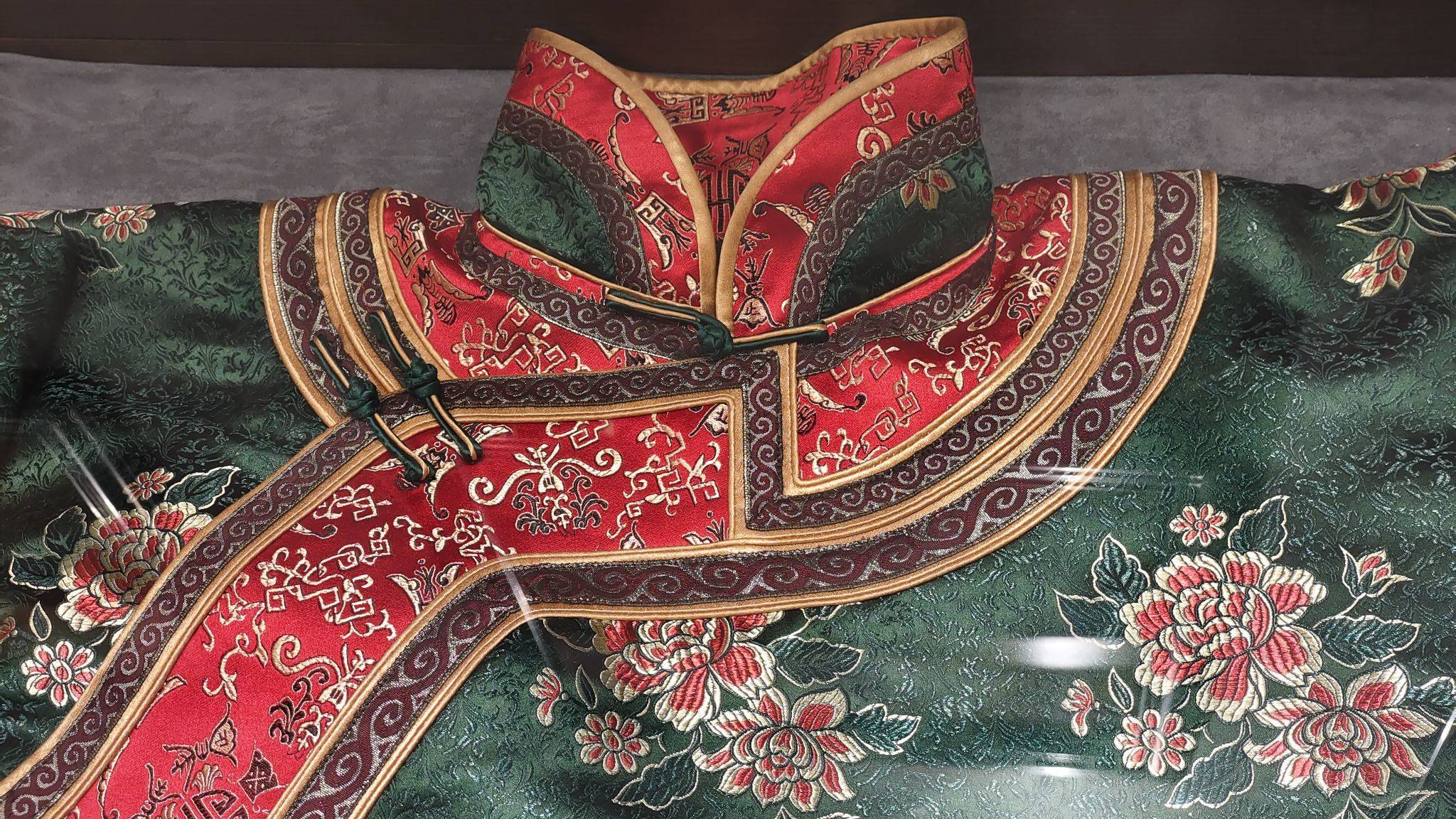 中央大街的璀璨小马太可爱啦+看展览_4