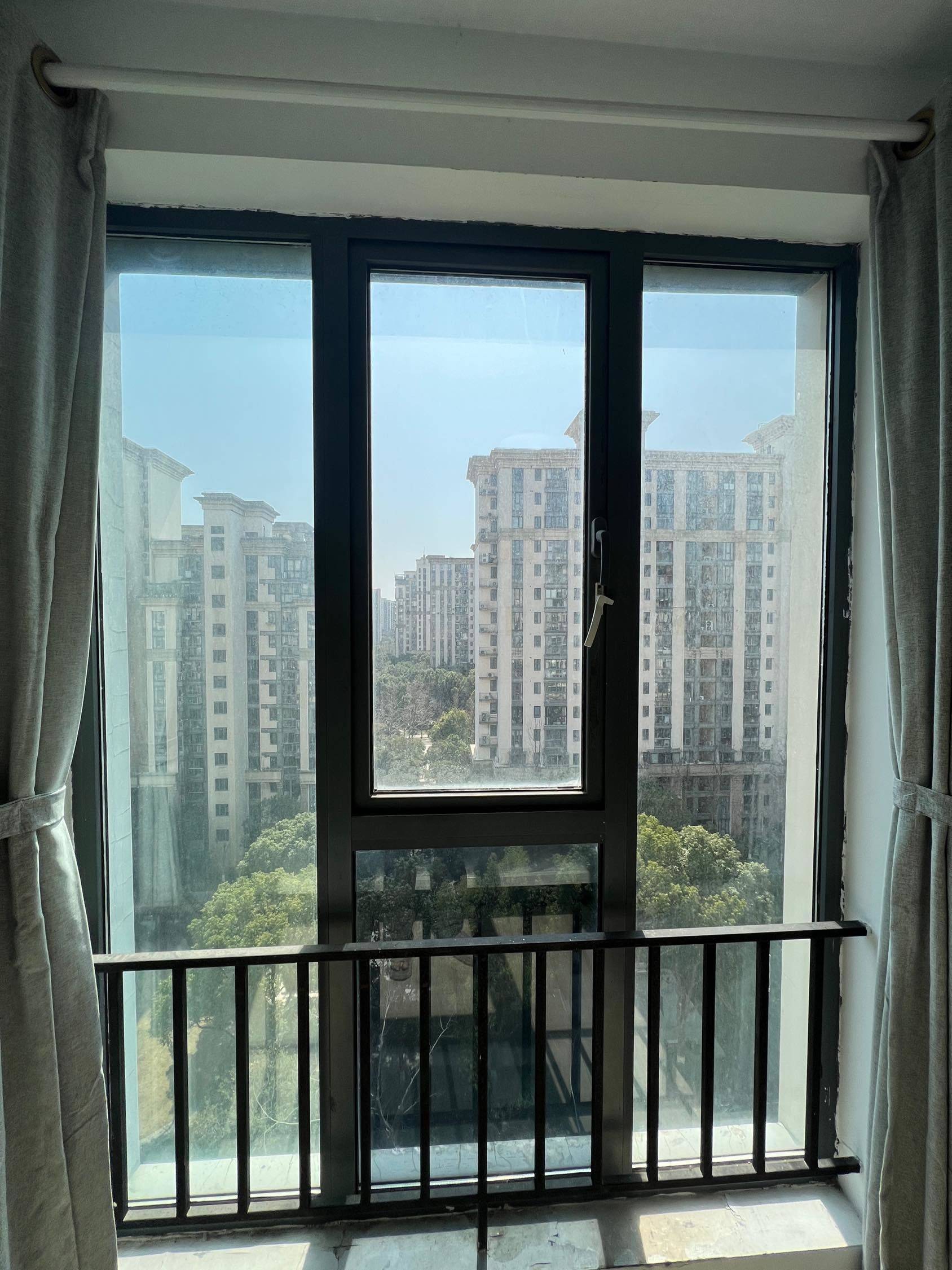 浦东12金京路次卧