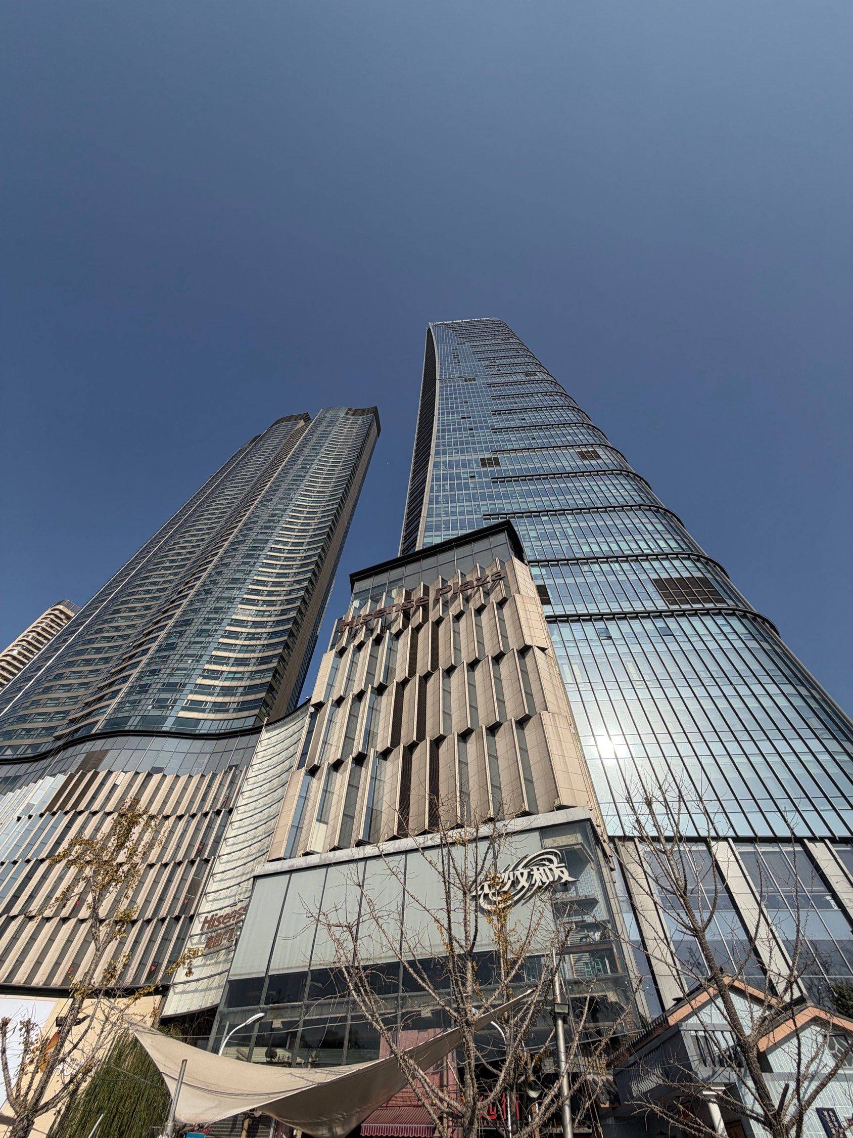  在线蹲室友  城市天际线 