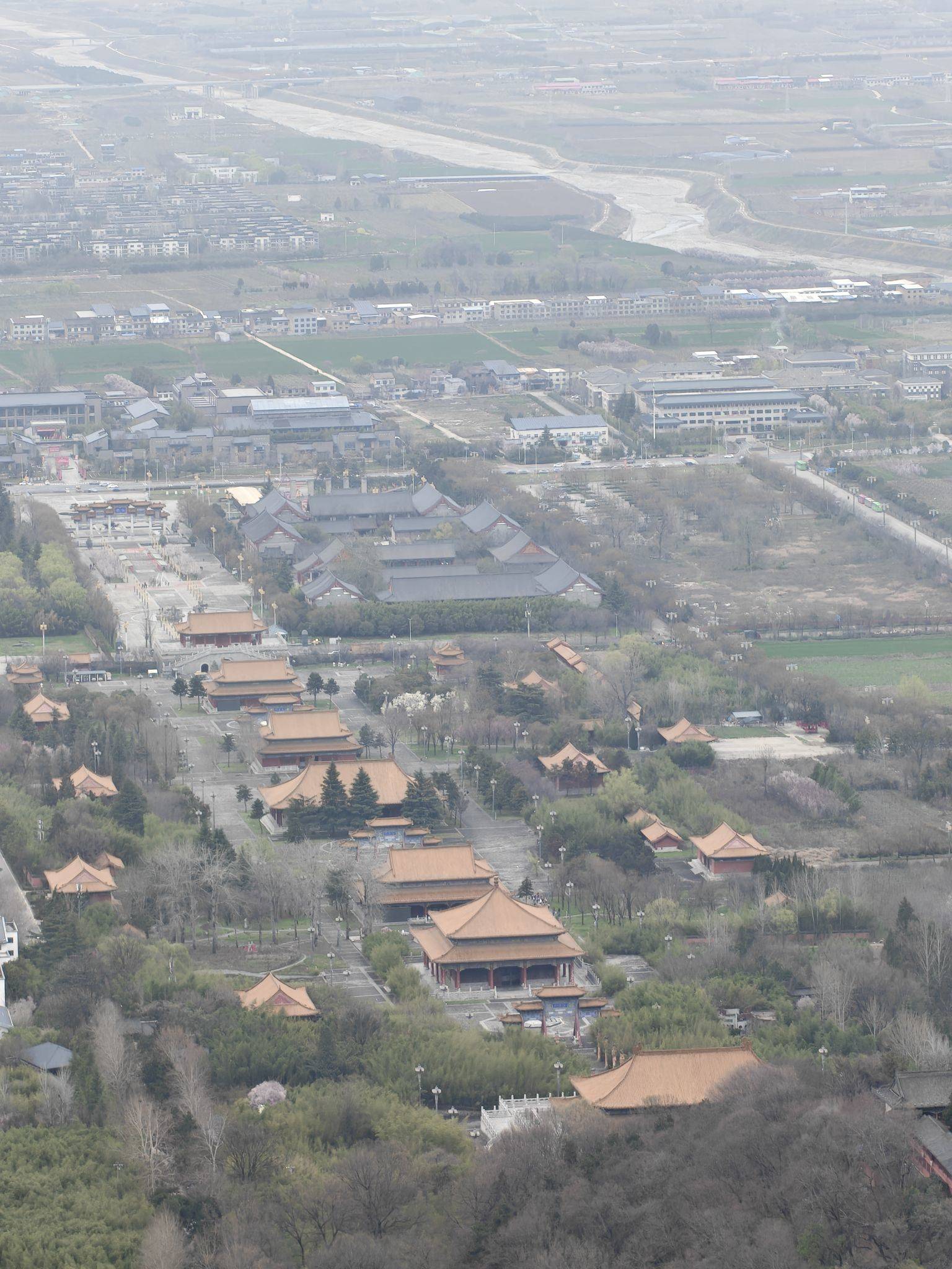 楼观台森林公园爬山_3