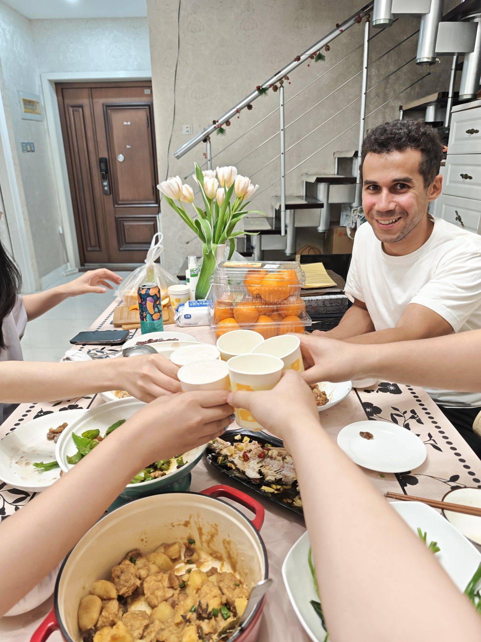 和塞尔维亚🇷🇸的哥们聊了美食和硬科技_1